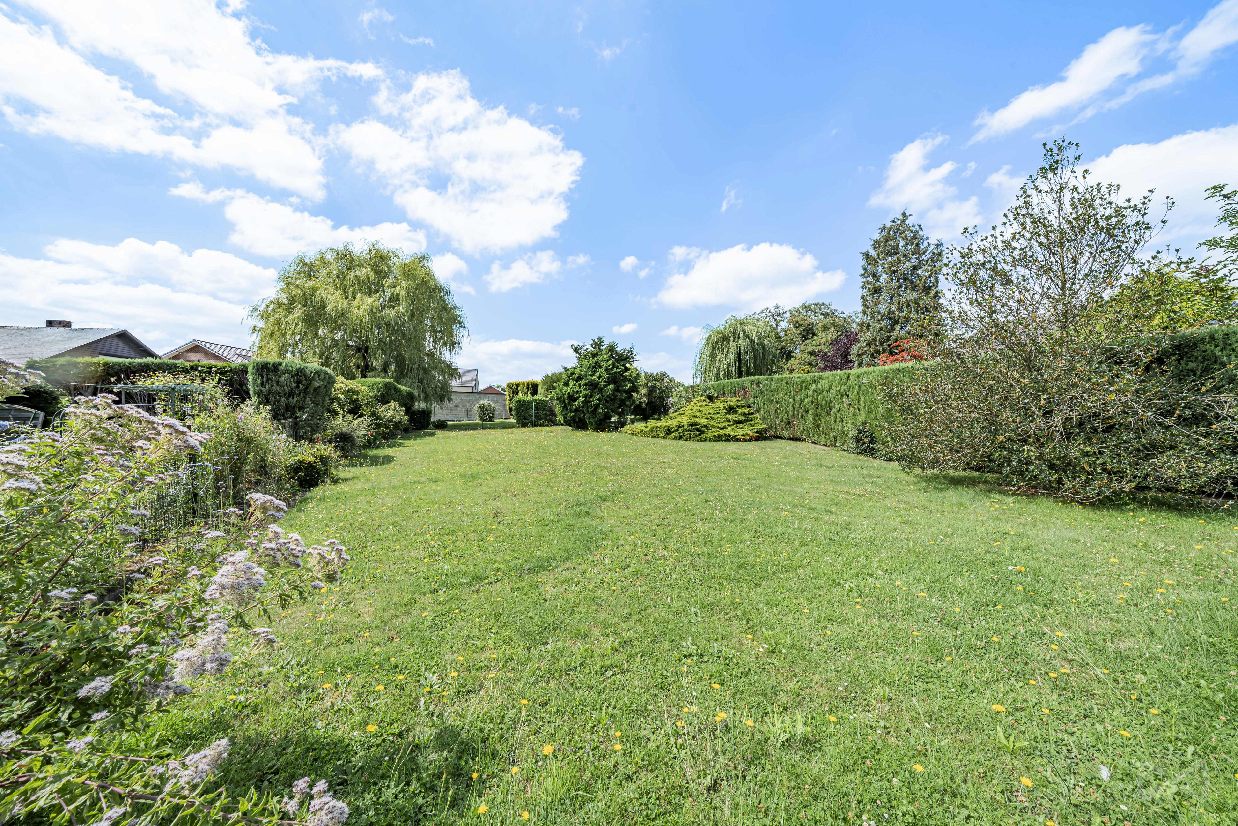 Photo 3 sur 4 pour Maison de quatre chambres à Aiseau-presles