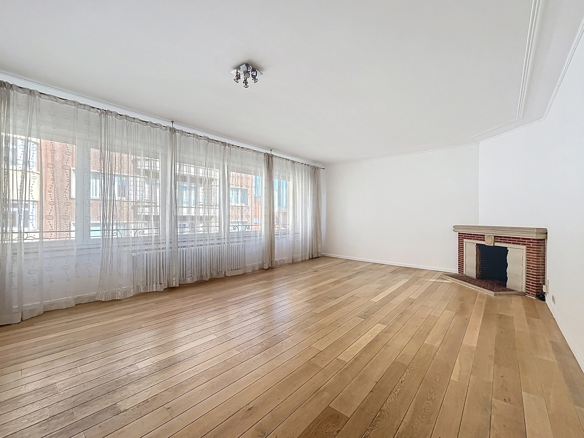 Picture 3 of 3 for Flat with two bedrooms in Ixelles