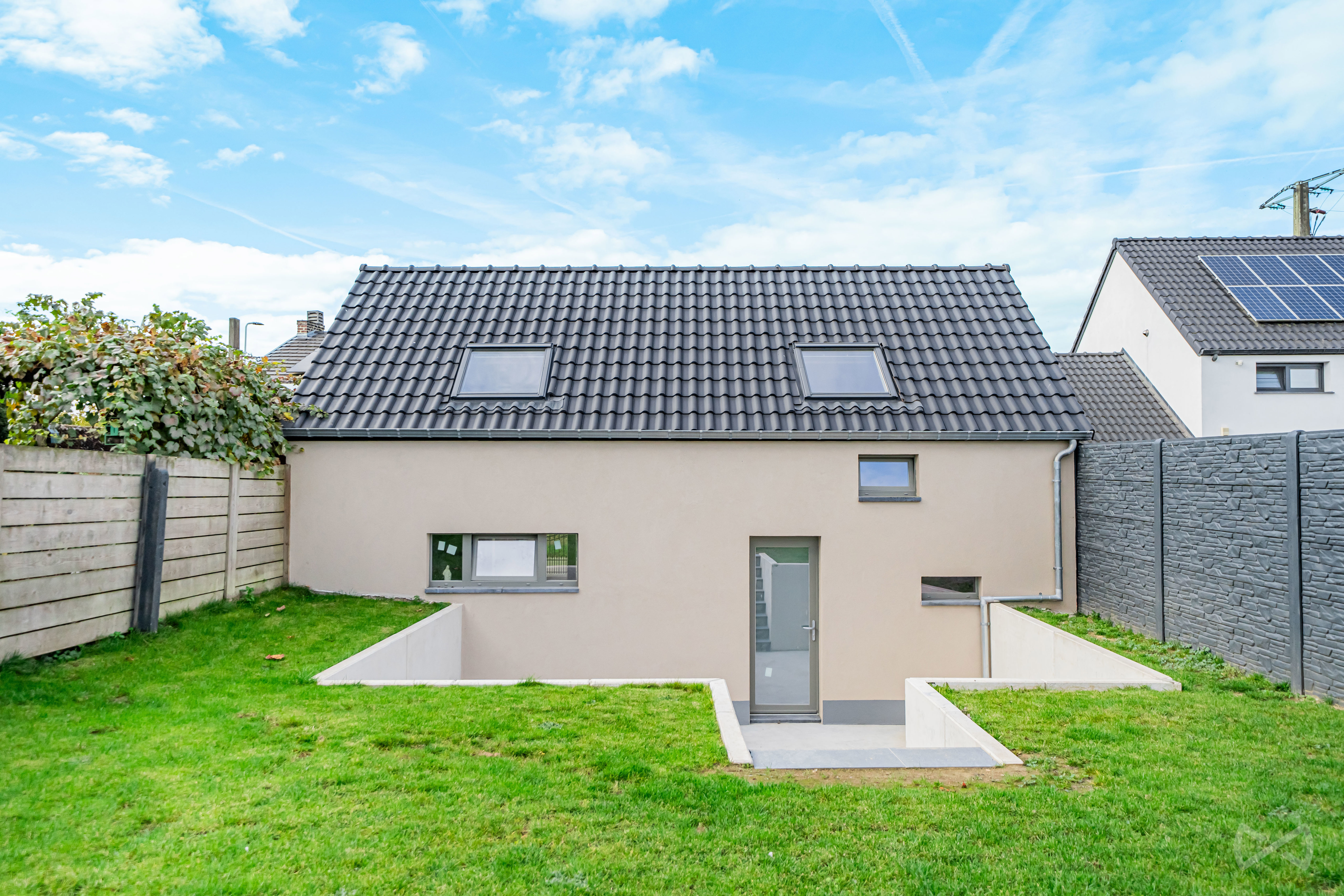 Picture 3 of 4 for House with three bedrooms in Trognée