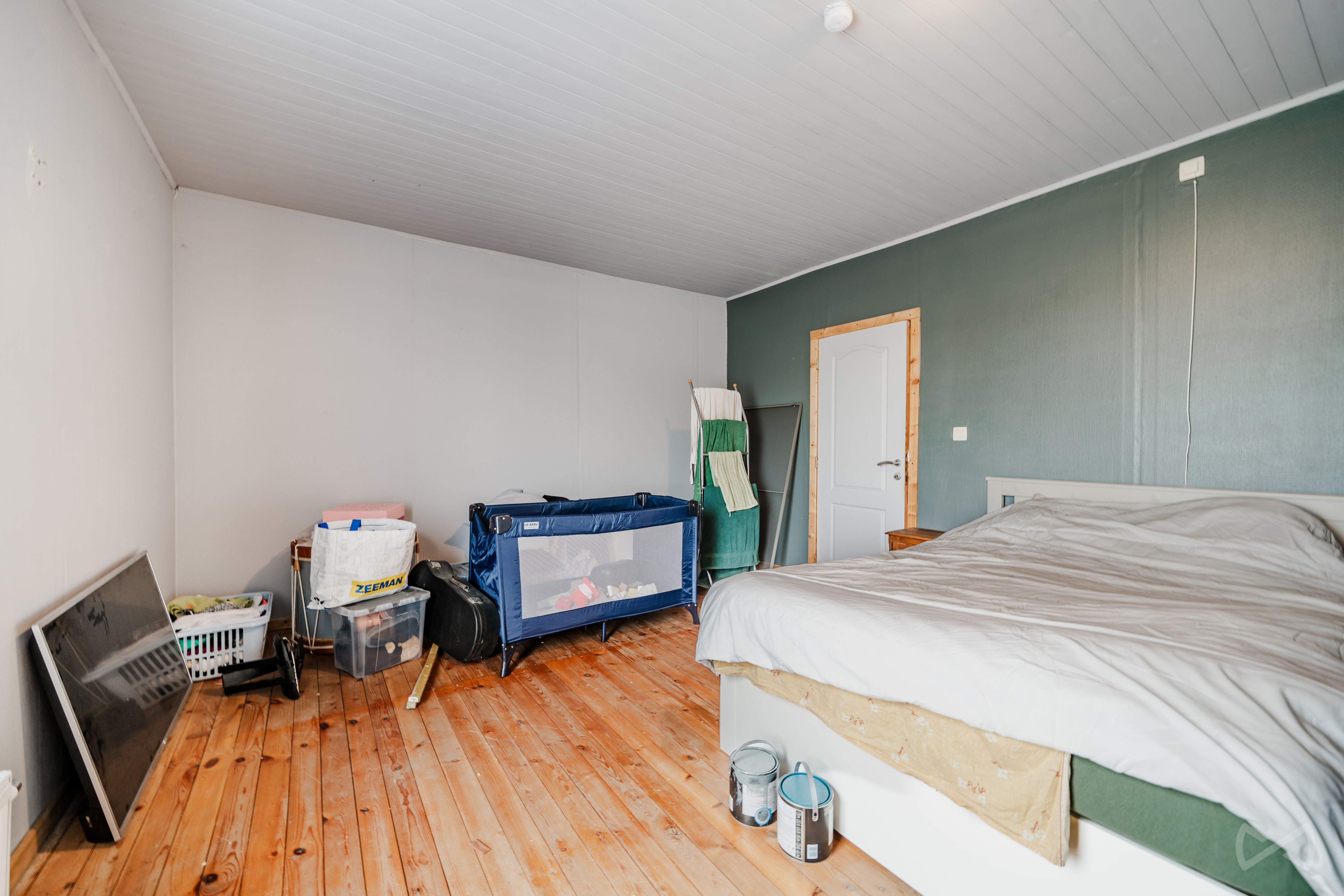 Picture 1 of 4 for House with three bedrooms in Roux