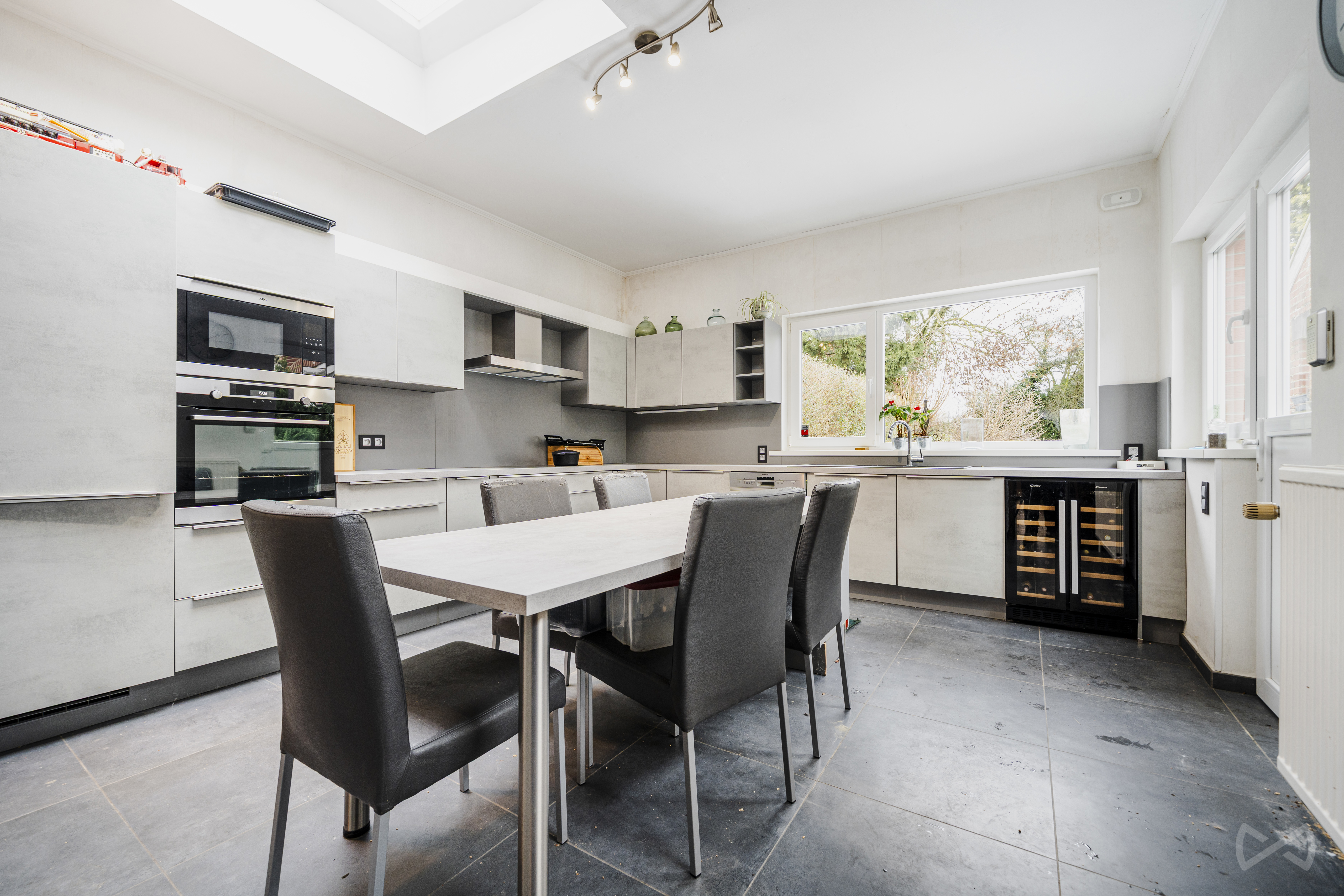 Picture 4 of 4 for House with four bedrooms in Mont-sur-marchienne