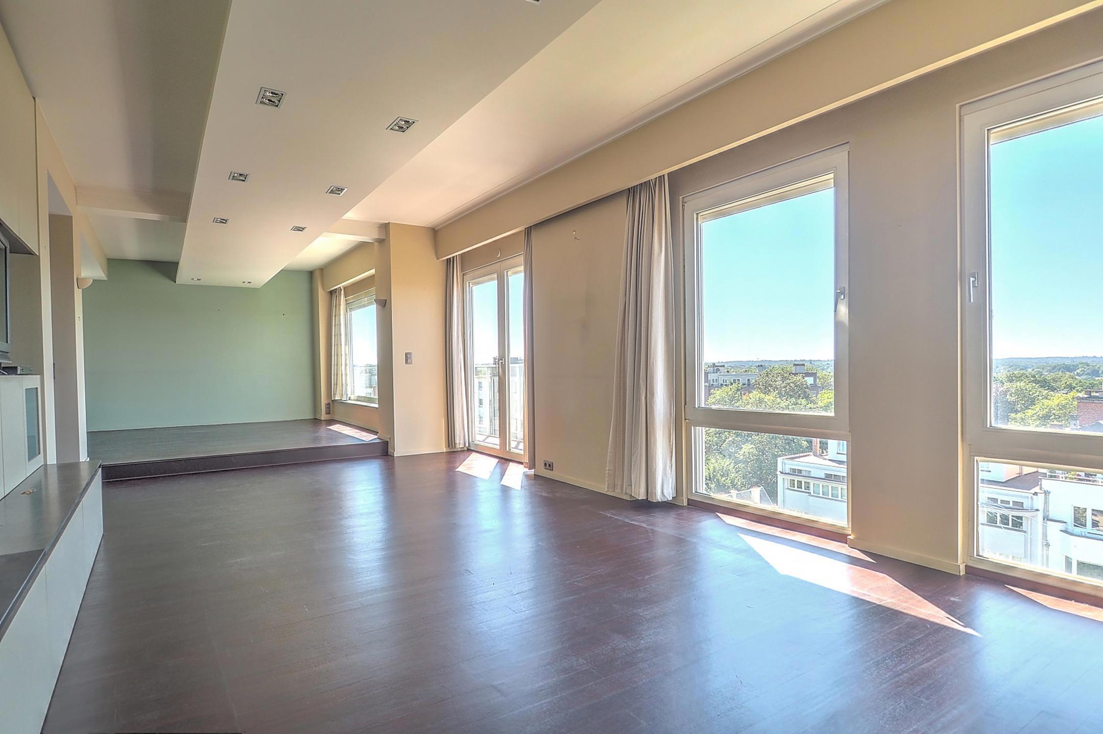 Picture 2 of 3 for Flat with two bedrooms in Uccle