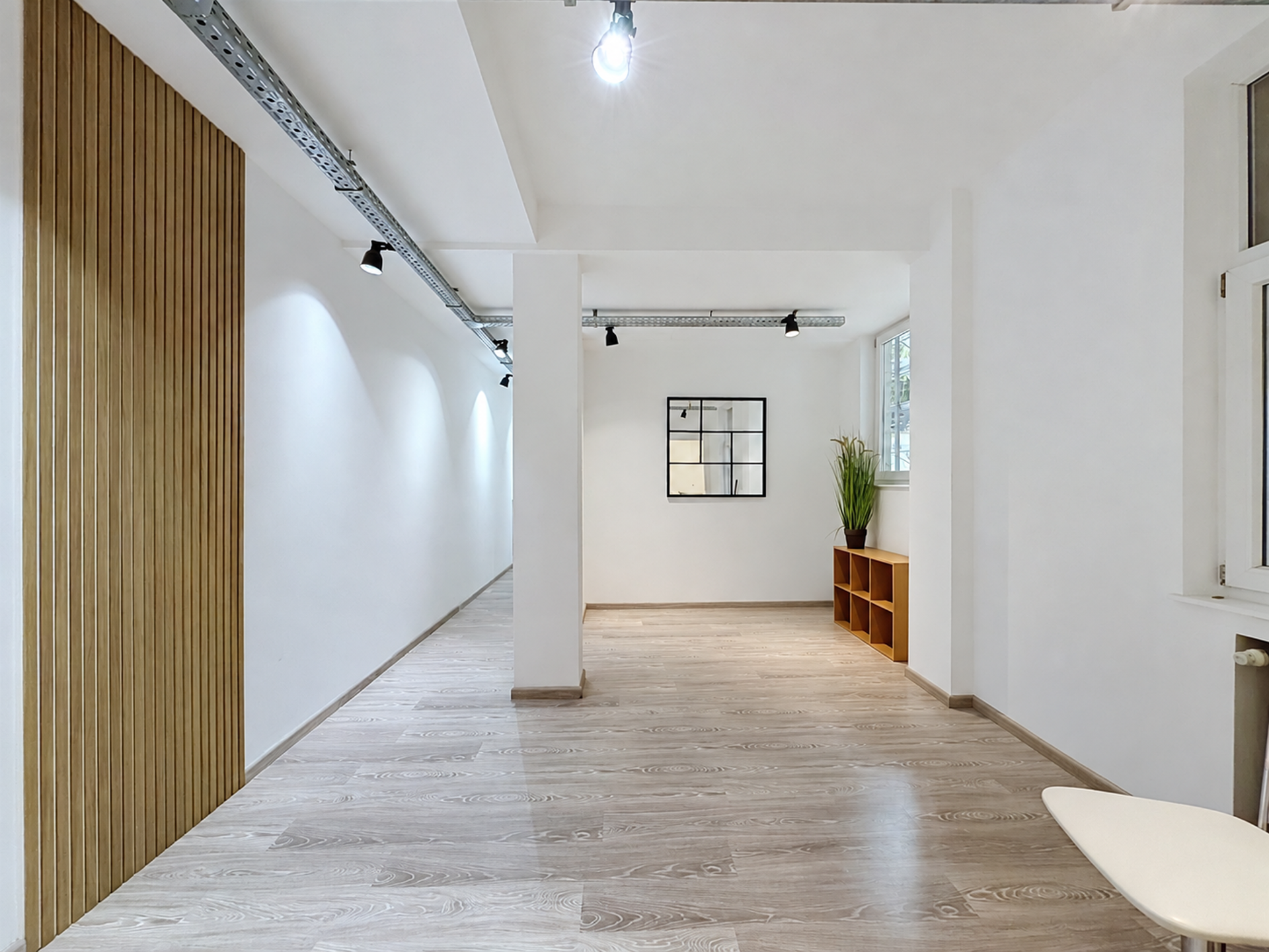 Picture 1 of 5 for Ground floor with two bedrooms in Ixelles