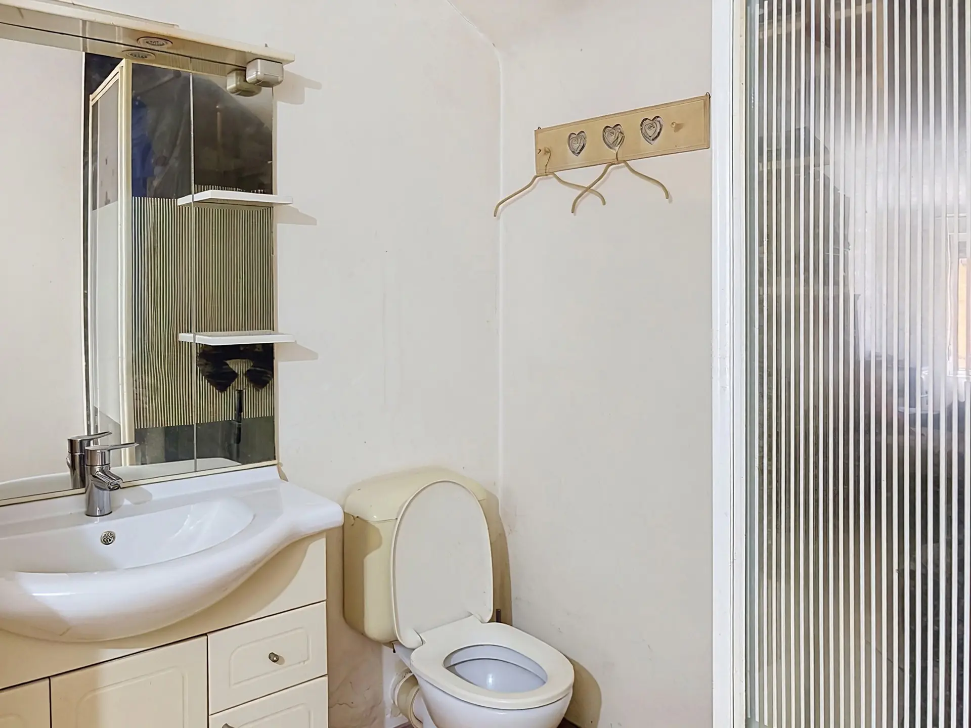 Photo 2 sur 4 pour Maison d'une chambre à Courcelles
