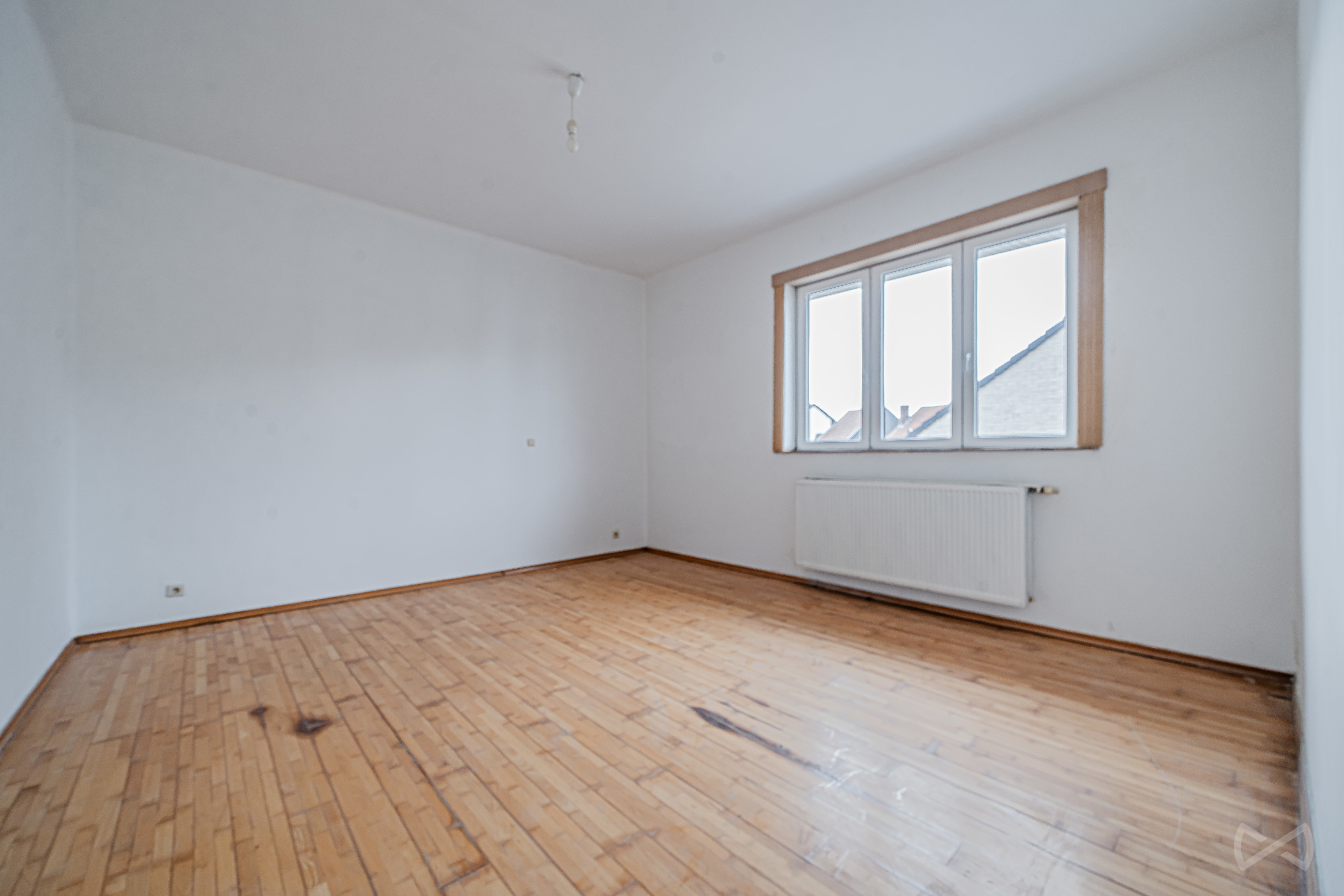 Foto 4 van 4 van Huis met vijf slaapkamers in La Louvière