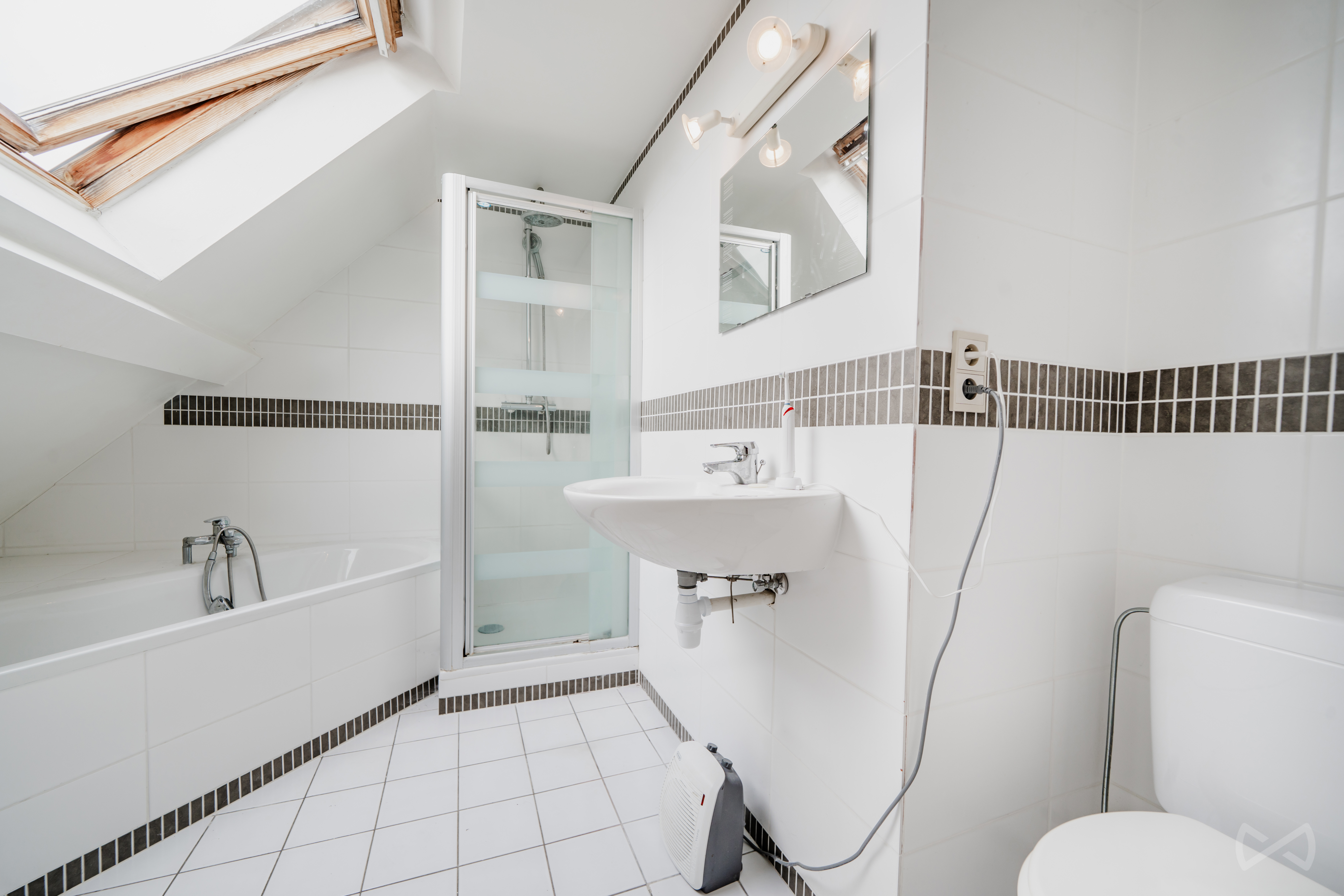 Picture 1 of 4 for Villa with five bedrooms in Ittre