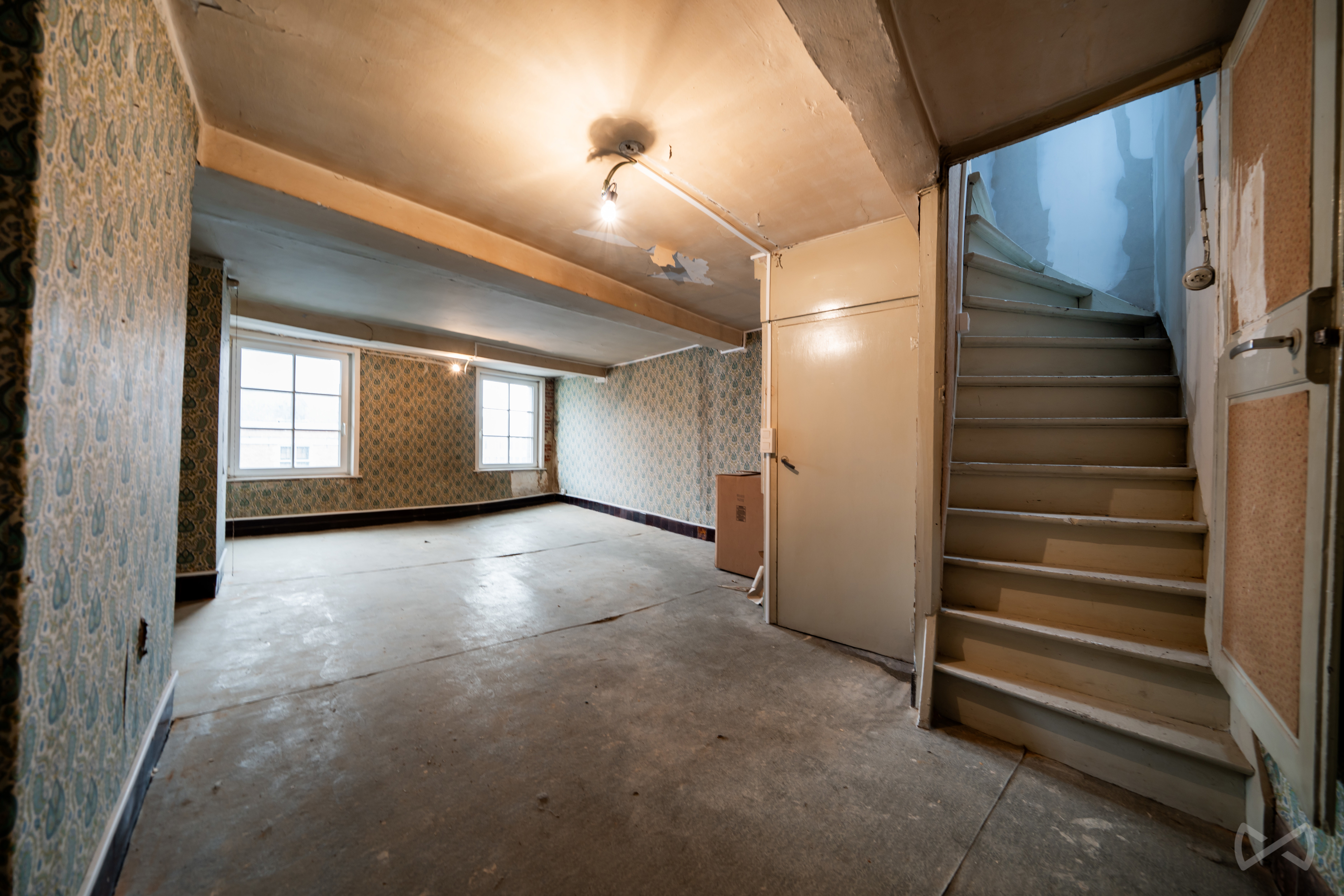 Picture 1 of 4 for Multi-purpose building with two bedrooms in Ath