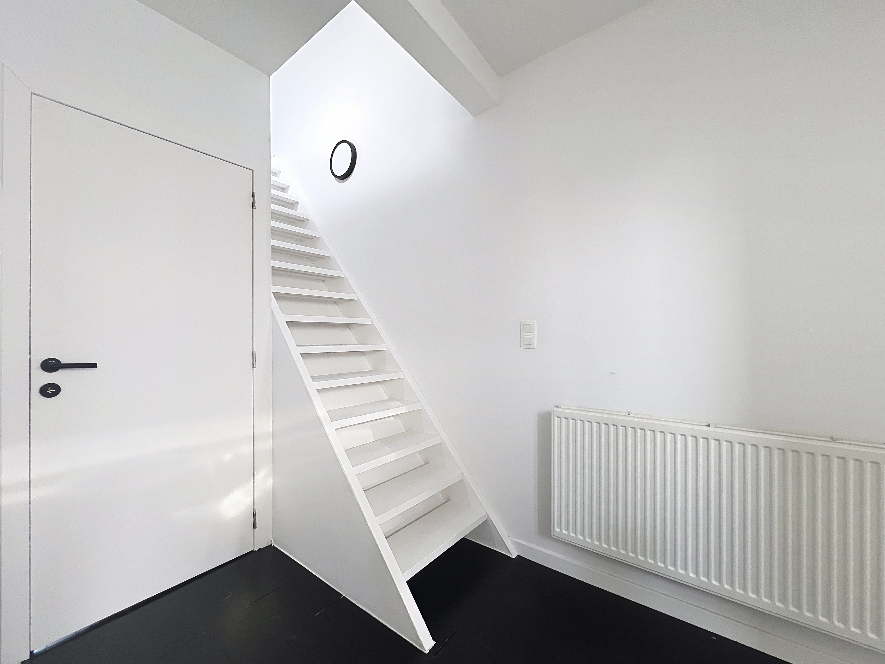 Foto 2 van 4 van Appartement met drie slaapkamers in Schaerbeek