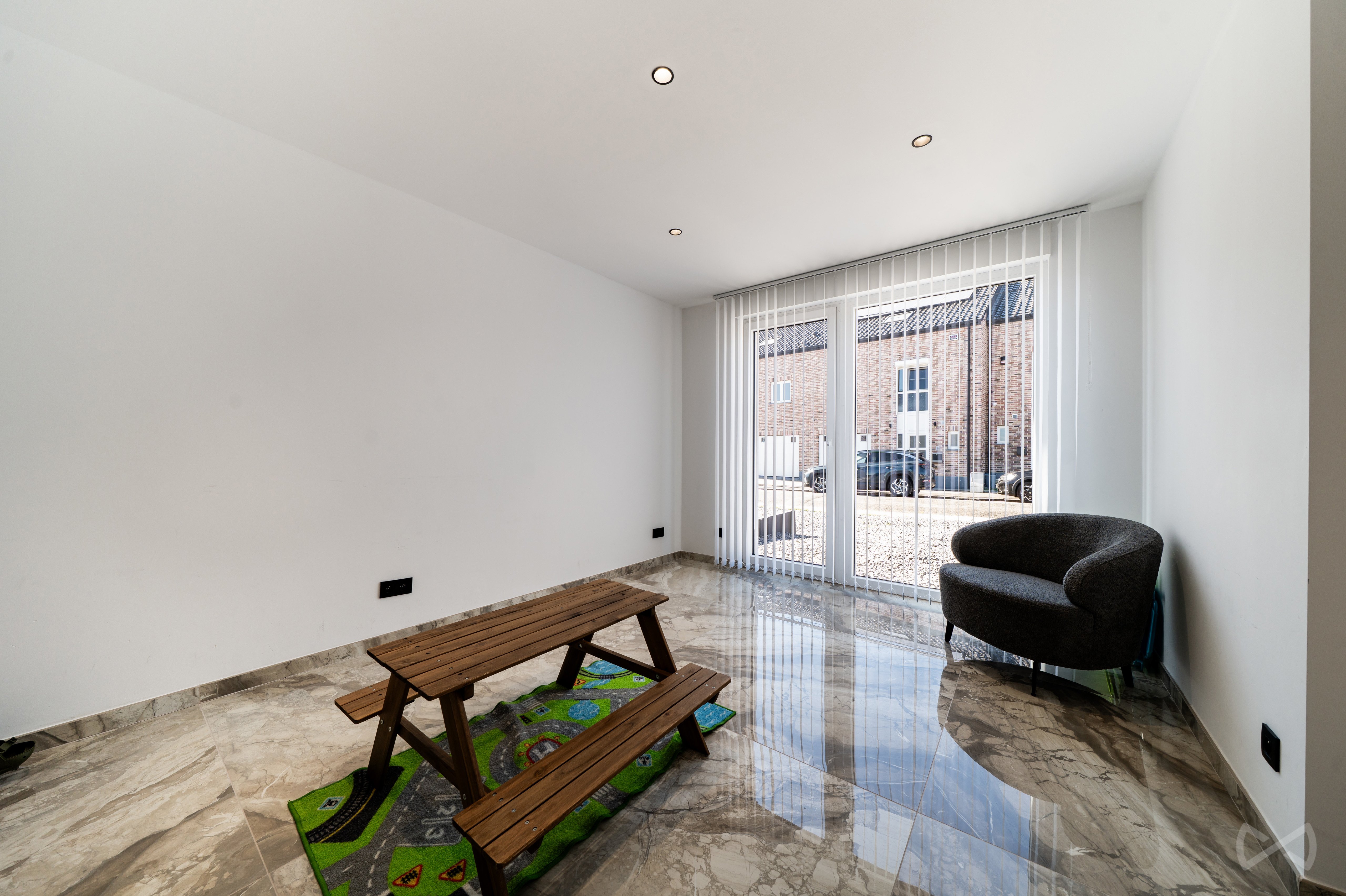 Picture 2 of 4 for Villa with five bedrooms in La Louvière Maurage