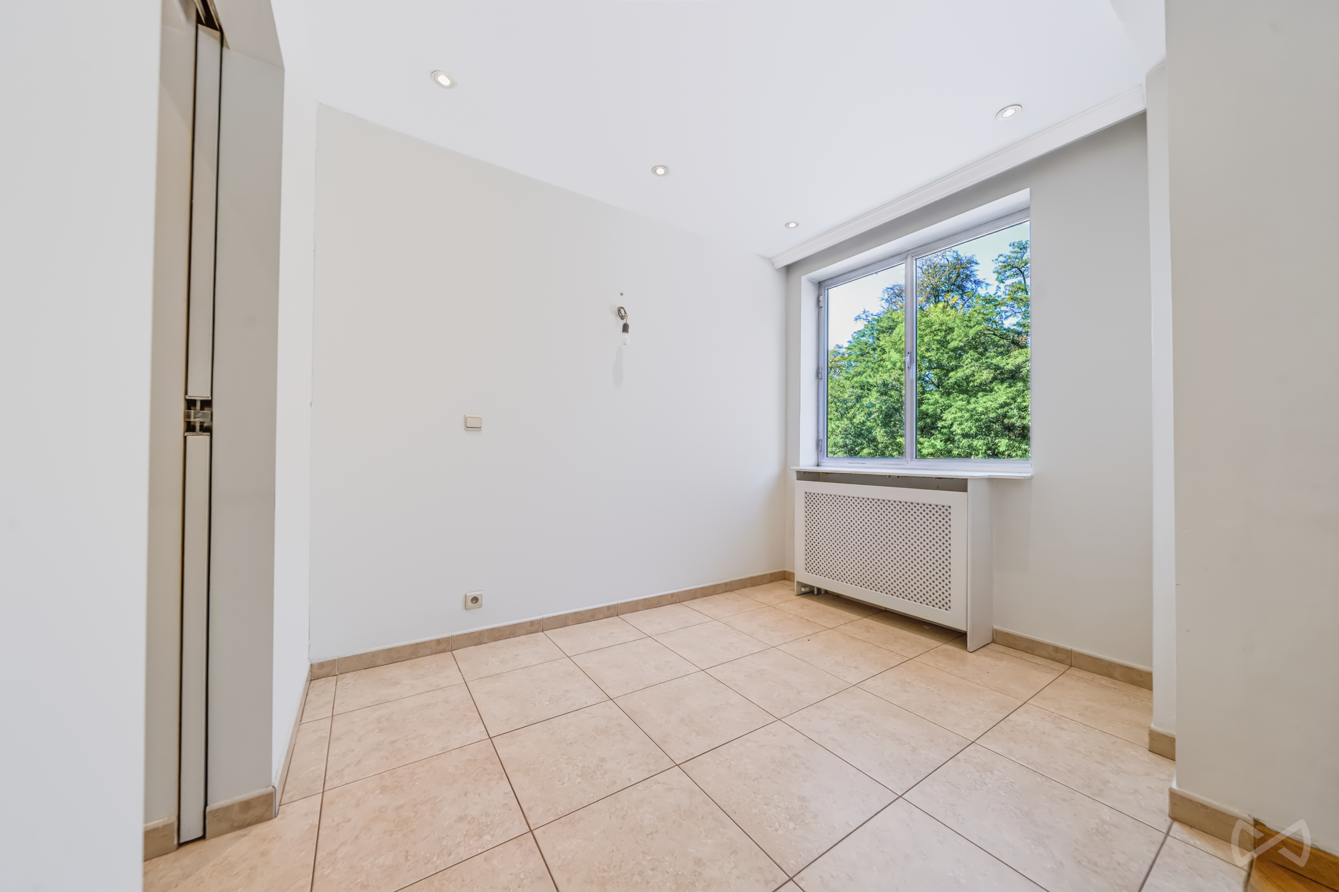 Picture 2 of 4 for Flat with two bedrooms in Forest
