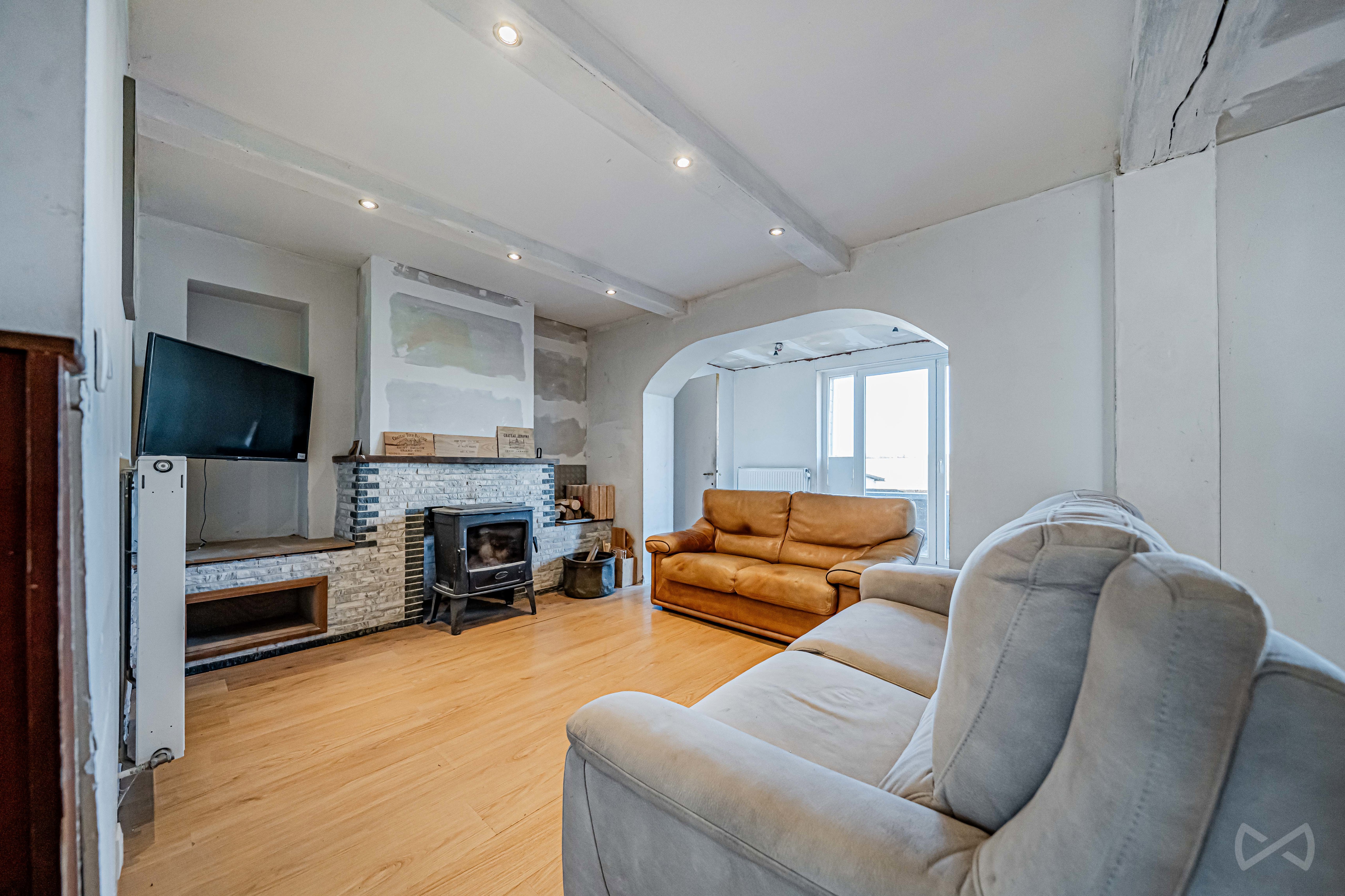 Photo 3 sur 4 pour Maison de trois chambres à Hanzinelle