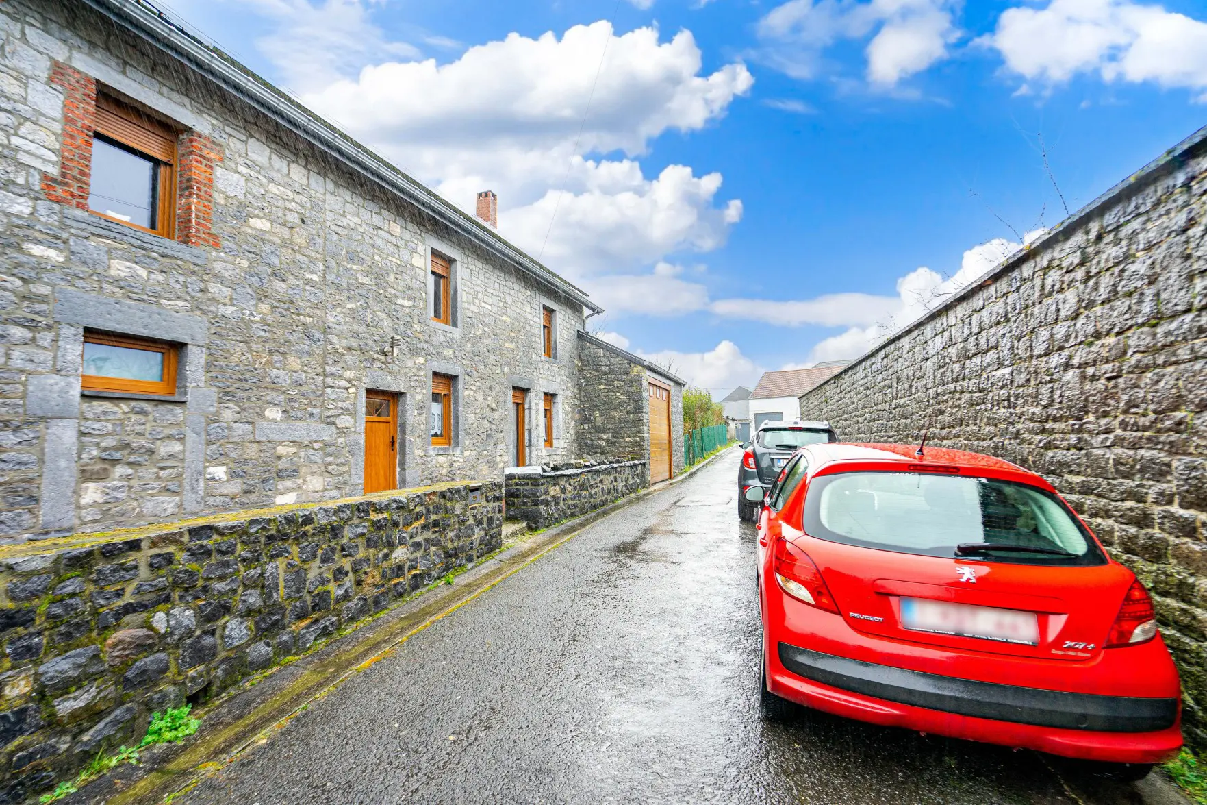 Picture 1 of 4 for House with four bedrooms in Senzeille