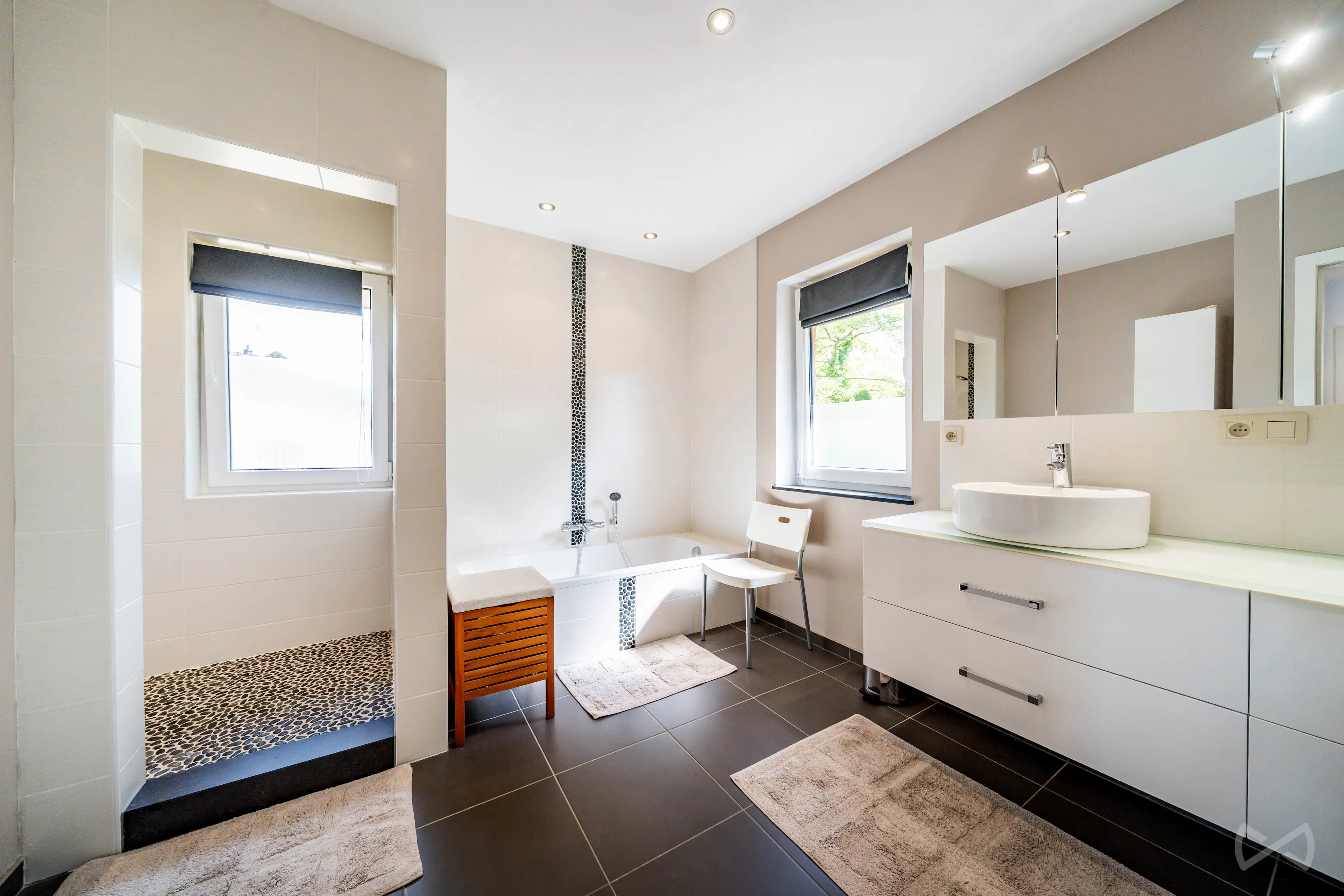 Foto 4 van 4 van Bel-etage met vier slaapkamers in Yvoir