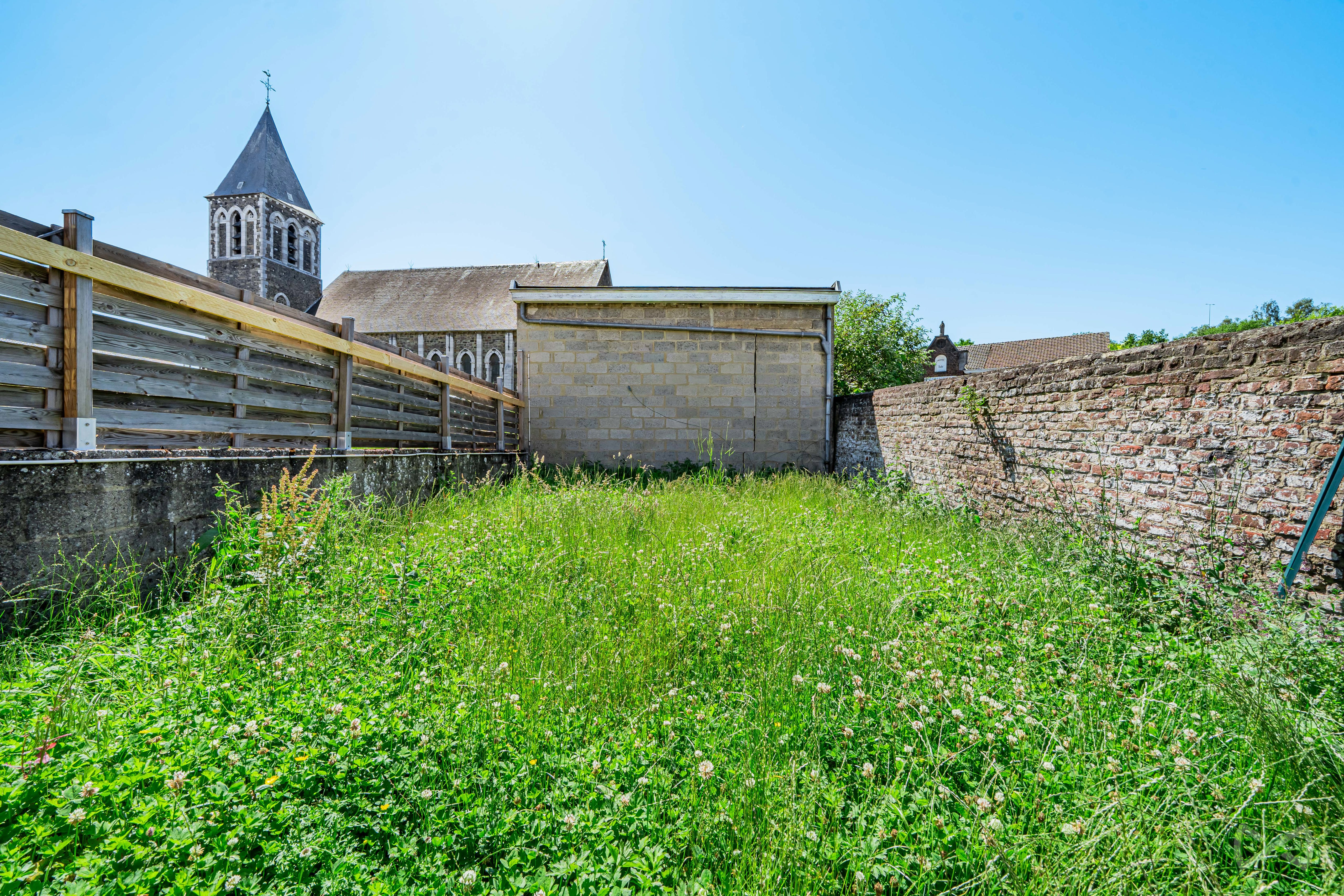 Picture 2 of 4 for House with three bedrooms in Châtelet