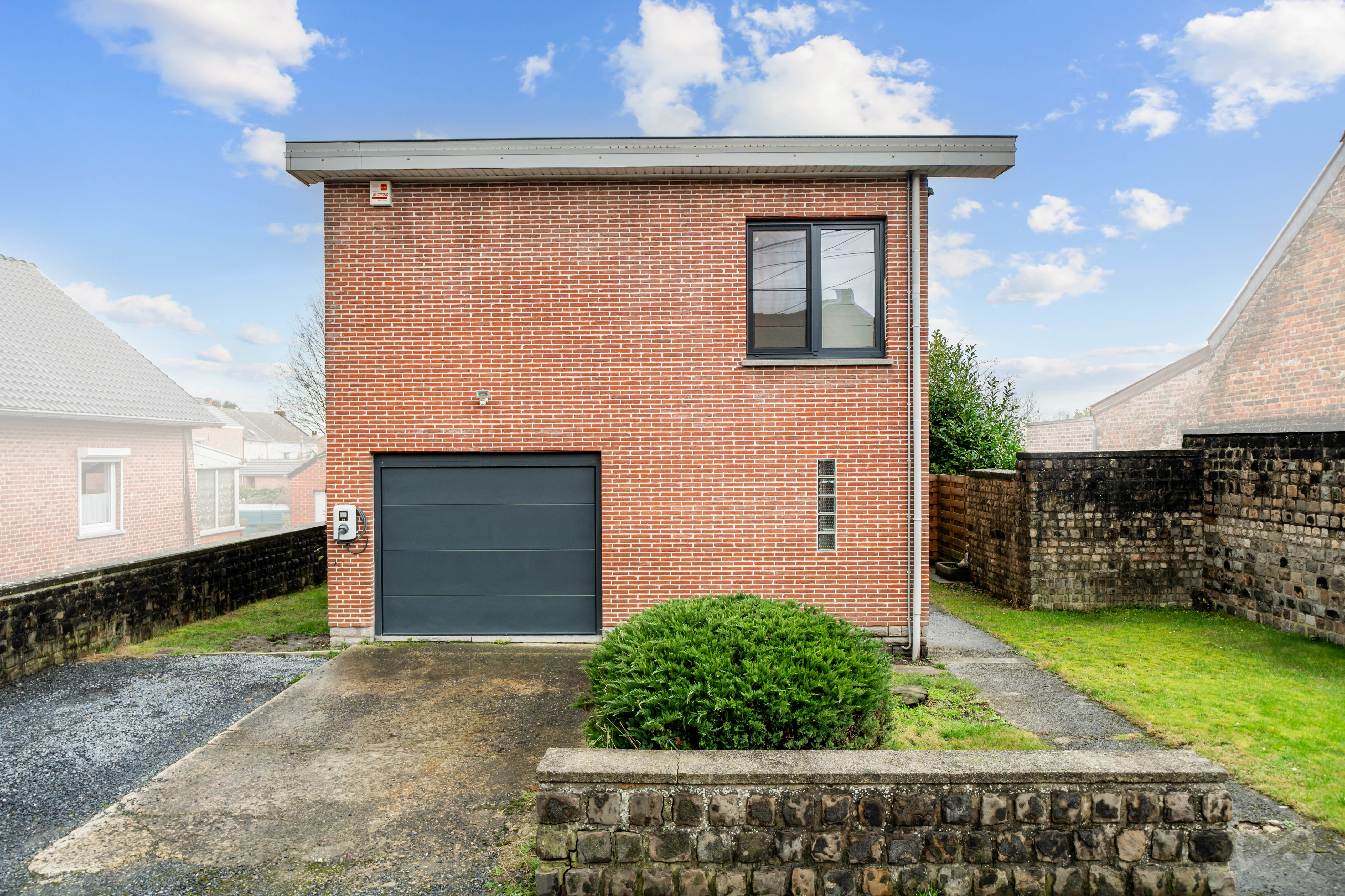 Picture 2 of 3 for House with two bedrooms in Binche Leval-Trahegnies