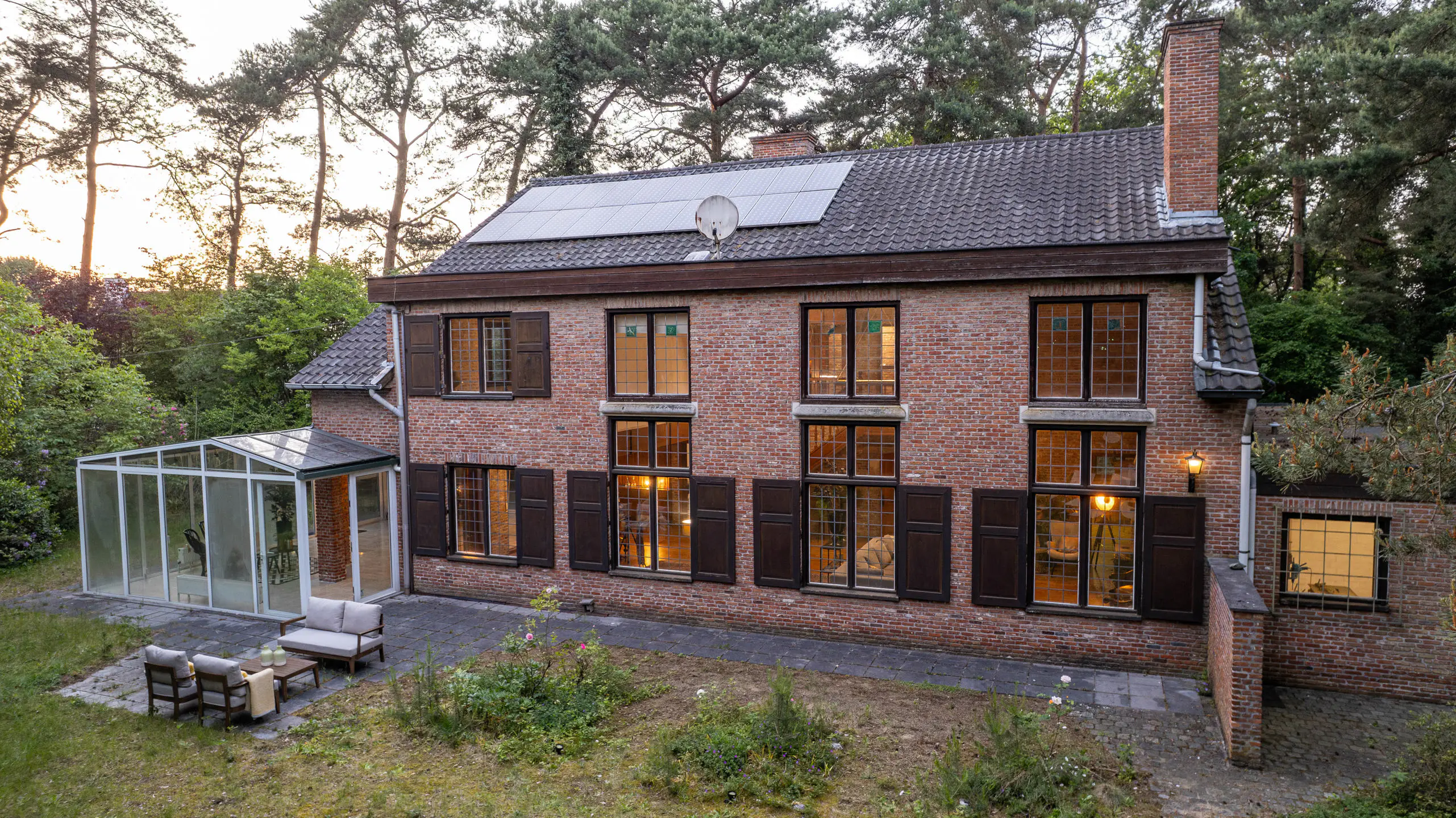 Picture 1 of 4 for Exceptional house with five bedrooms in Mol