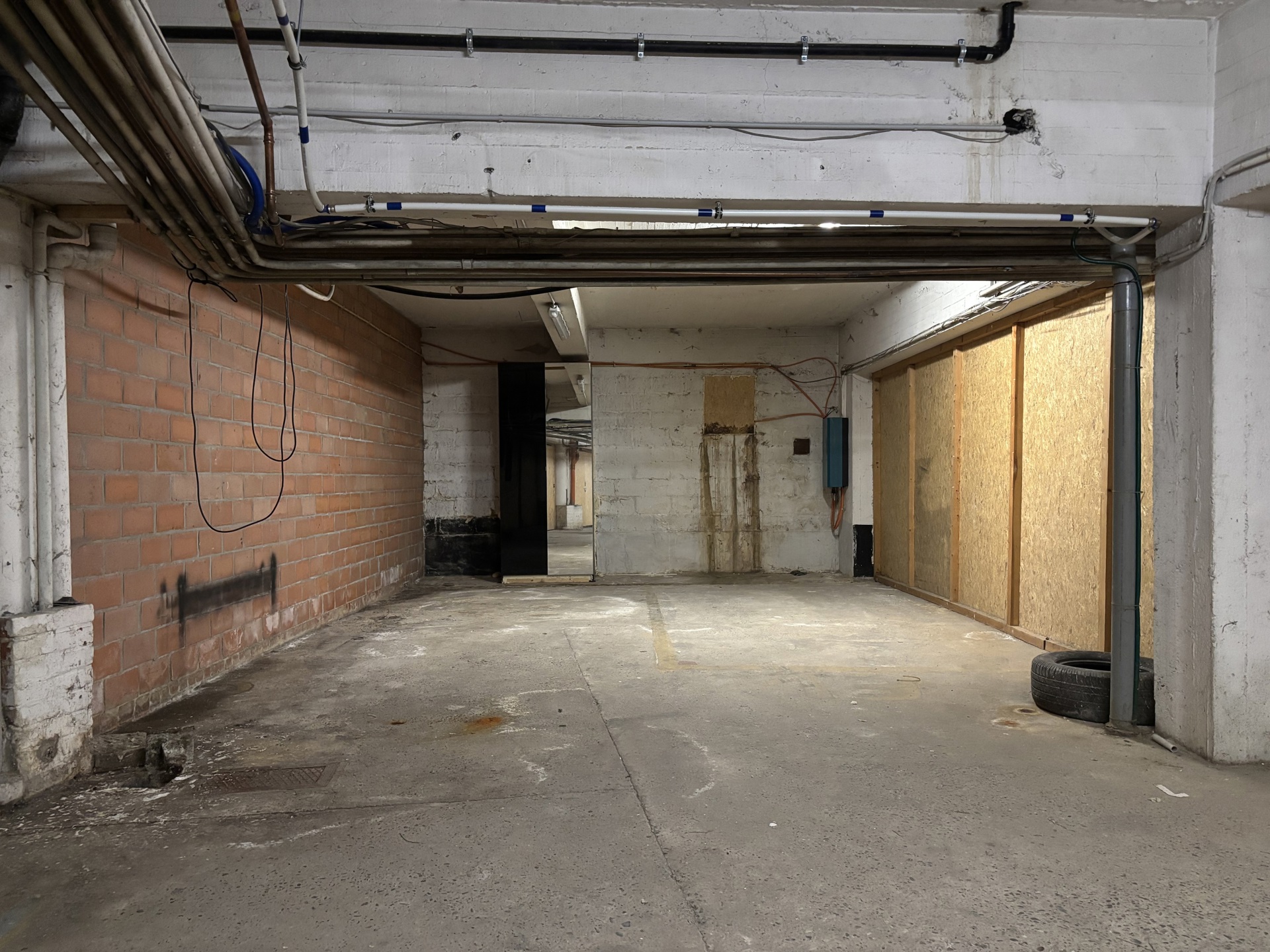 Photo 3 sur 3 pour Garage (fermé) à Dilbeek