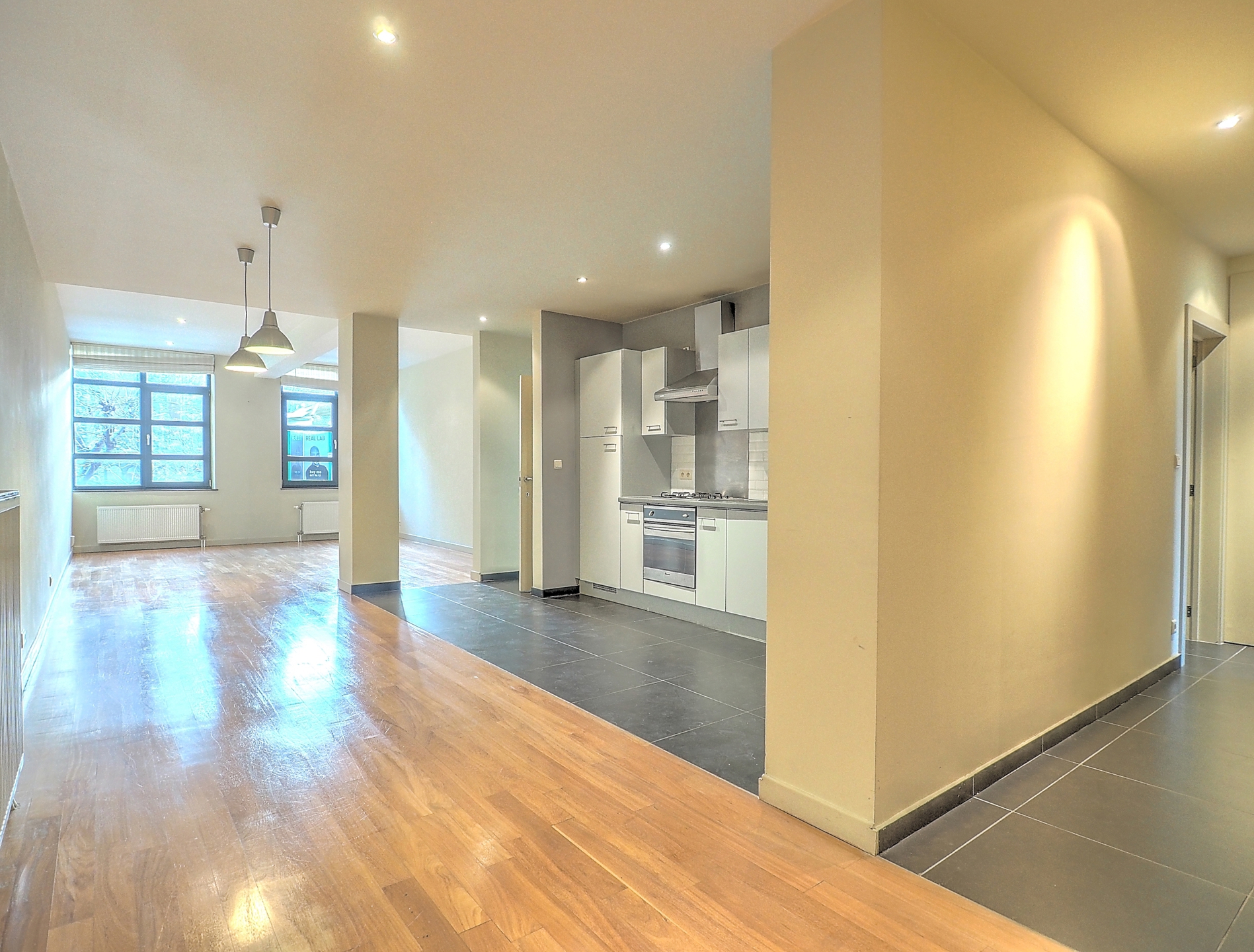 Picture 2 of 3 for Flat with two bedrooms in Anderlecht