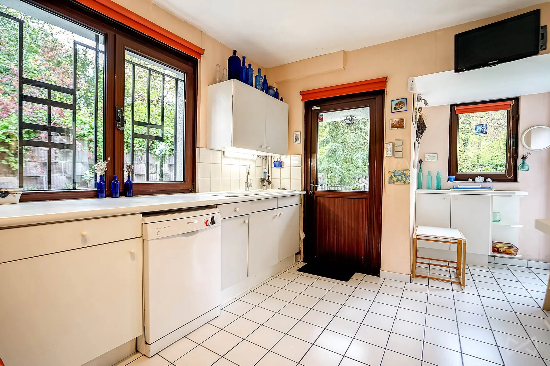 Picture 2 of 4 for Villa with five bedrooms in Gerpinnes