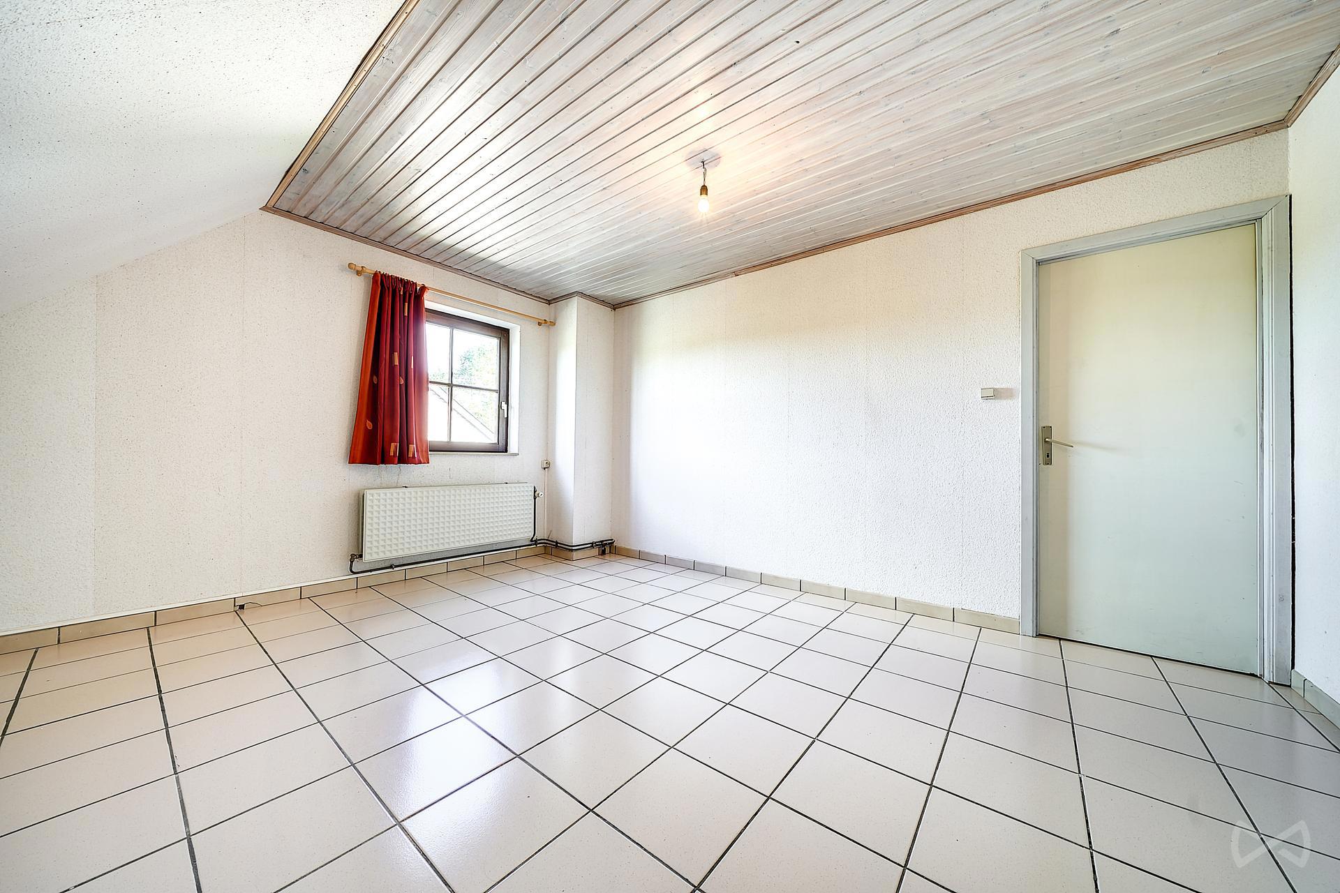 Picture 2 of 4 for House with five bedrooms in Chimay