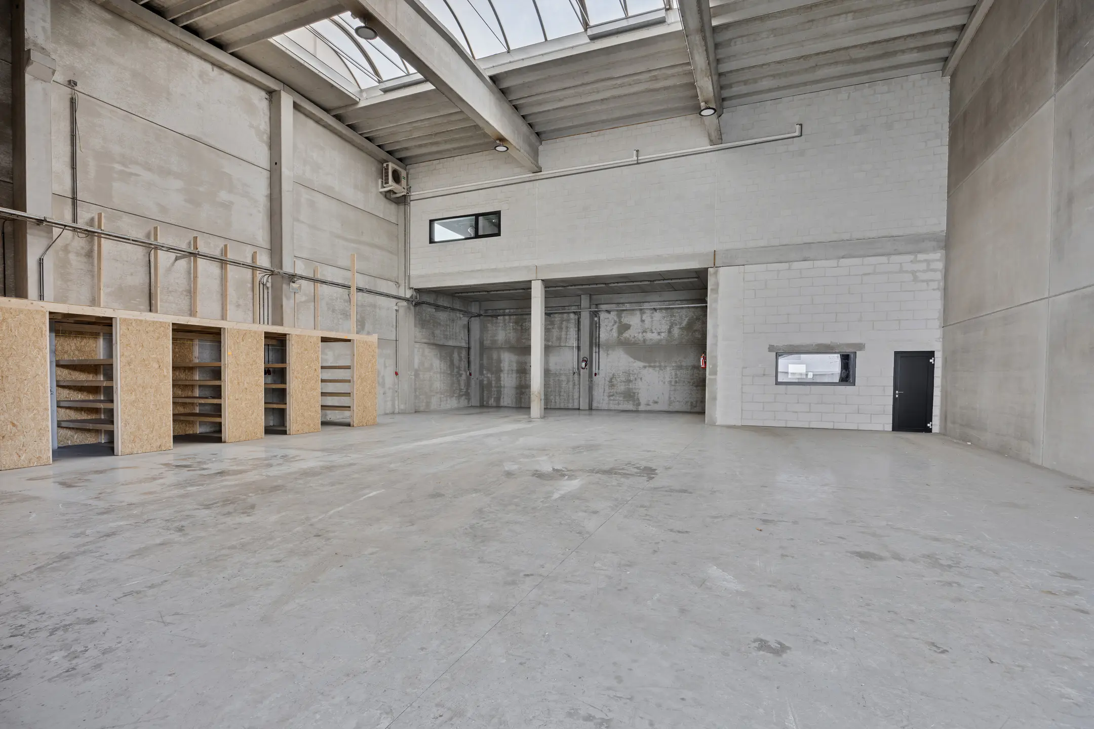 Picture 3 of 4 for Industrial property in Moorslede