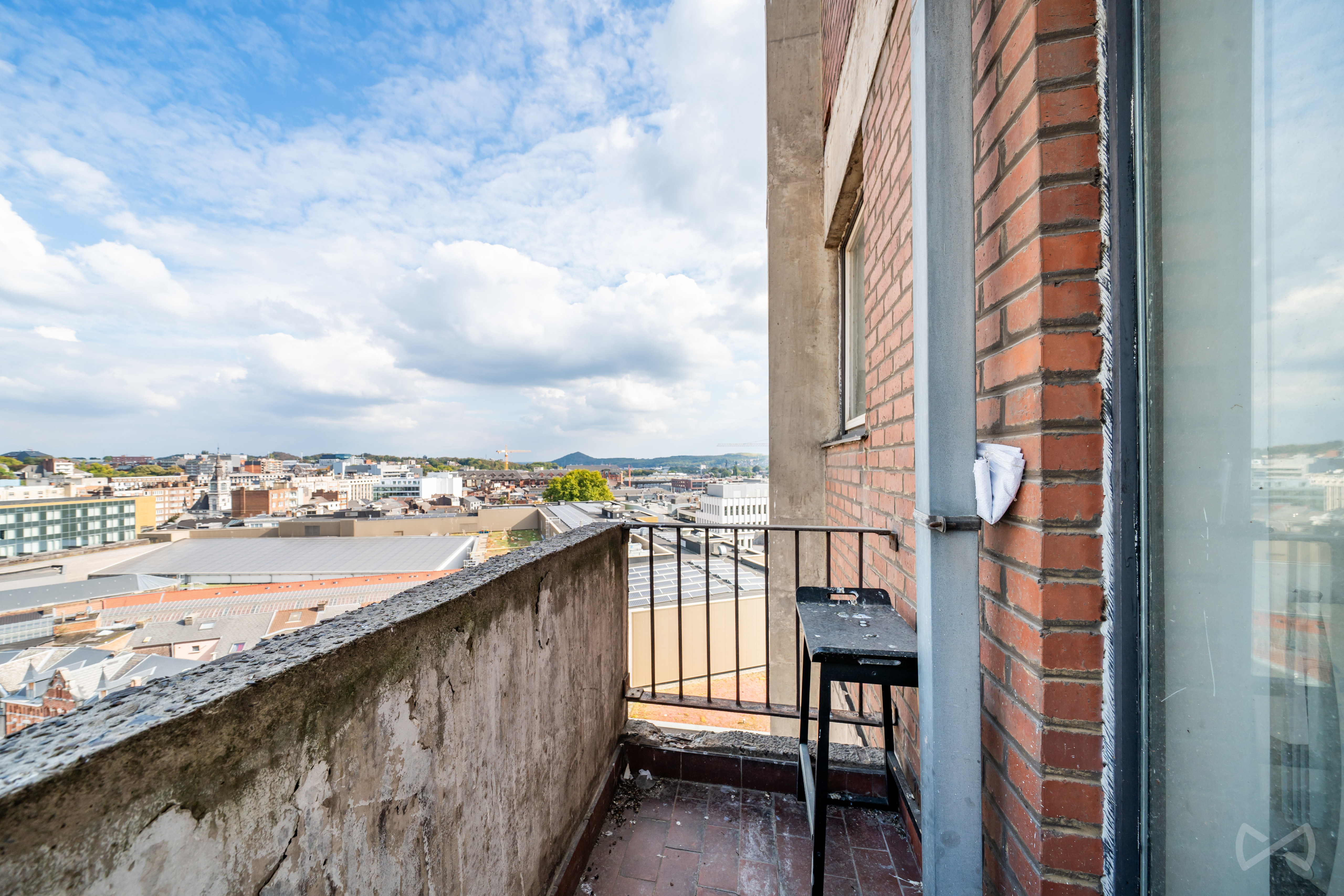 Picture 1 of 4 for Flat with two bedrooms in Charleroi