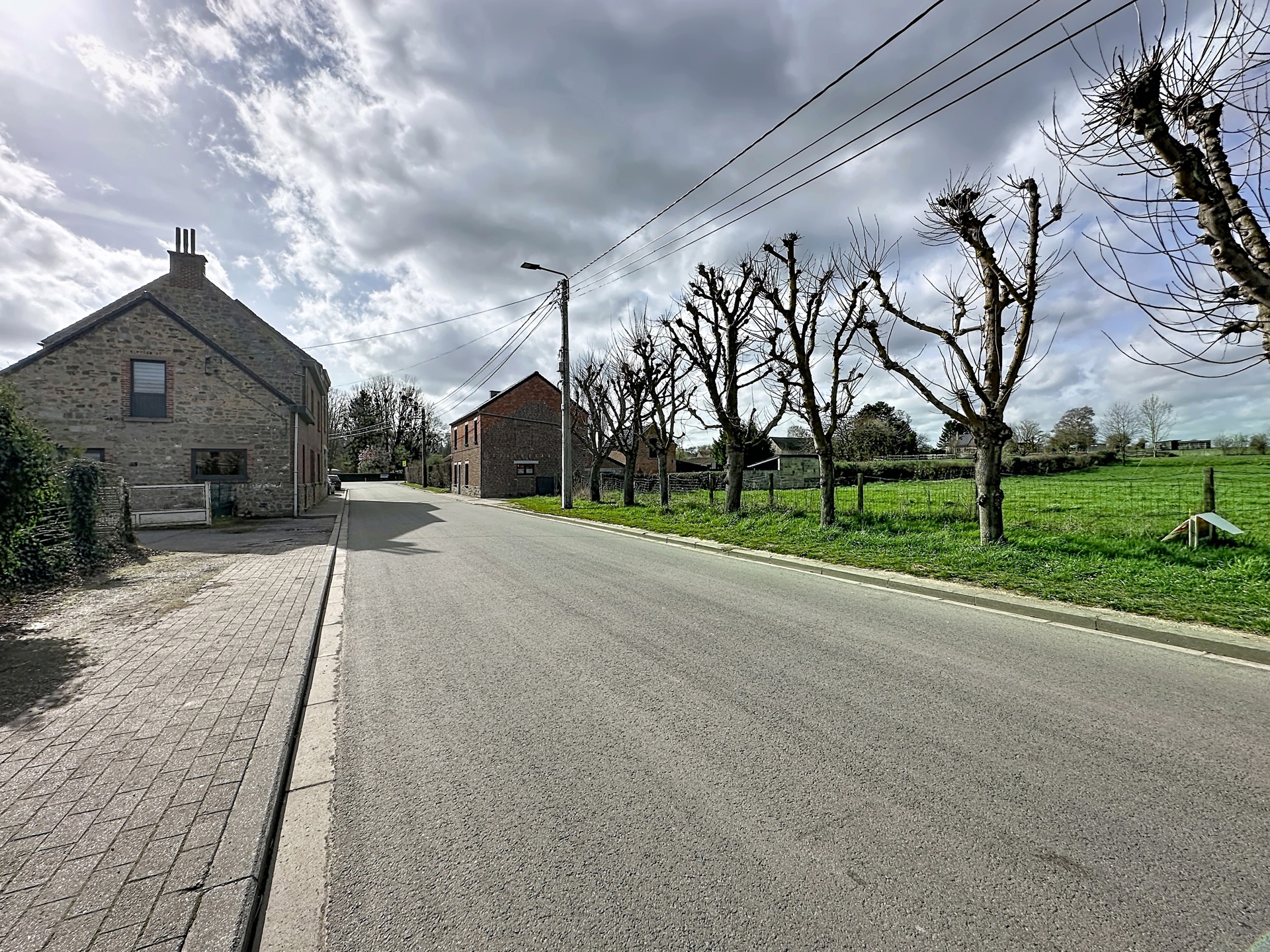 Picture 2 of 4 for Building ground in Namur Suarlée