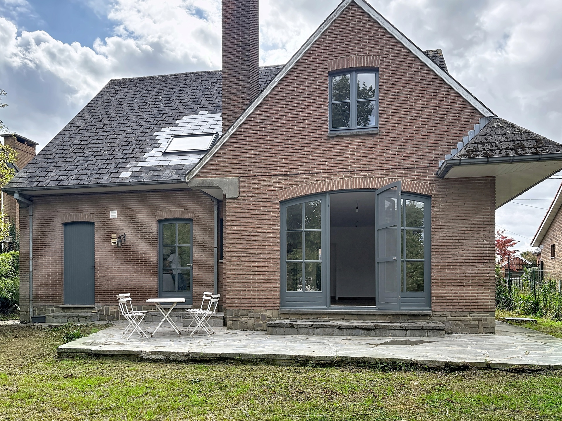 Picture 2 of 4 for Villa with five bedrooms in Binche Waudrez