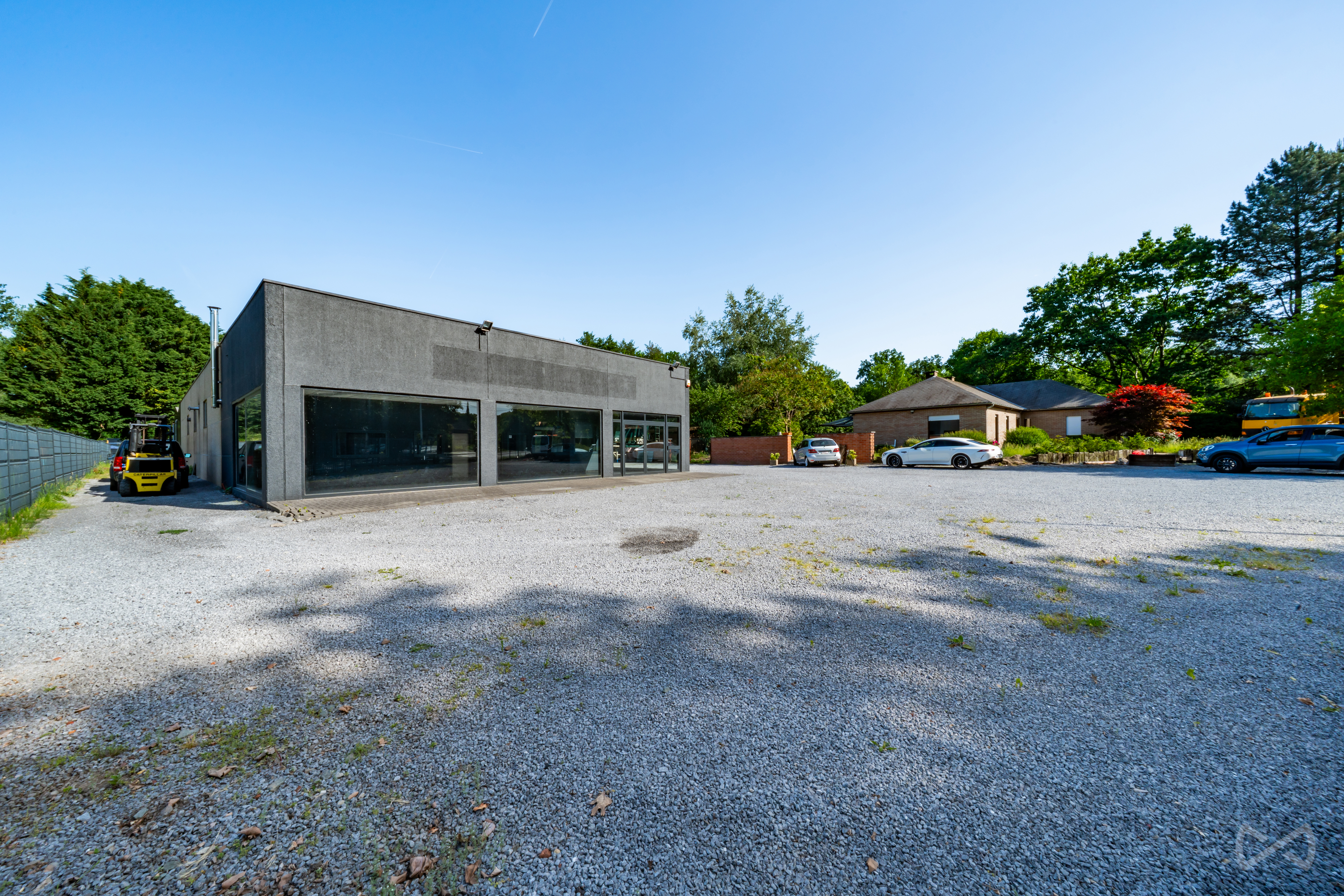 Picture 2 of 3 for Office and warehouse in Soignies Casteau