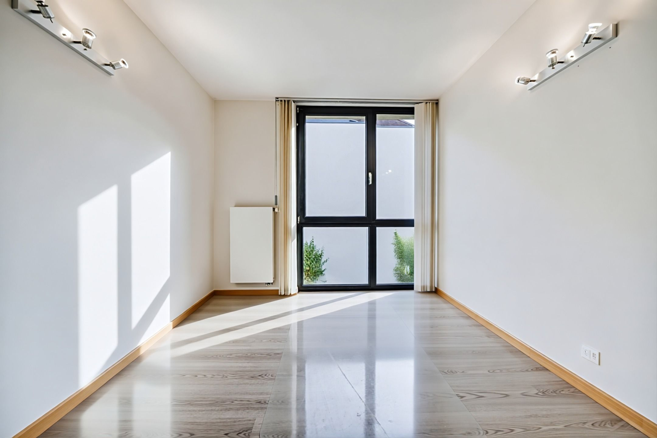 Picture 2 of 4 for House with five bedrooms in Uccle