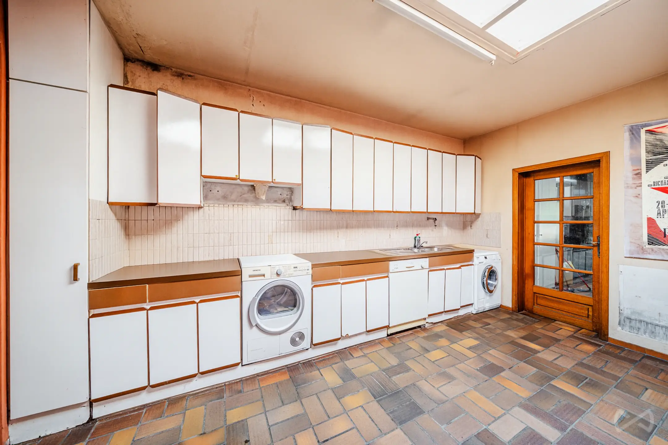 Photo 1 sur 4 pour Immeuble mixte de quatre chambres à Havelange