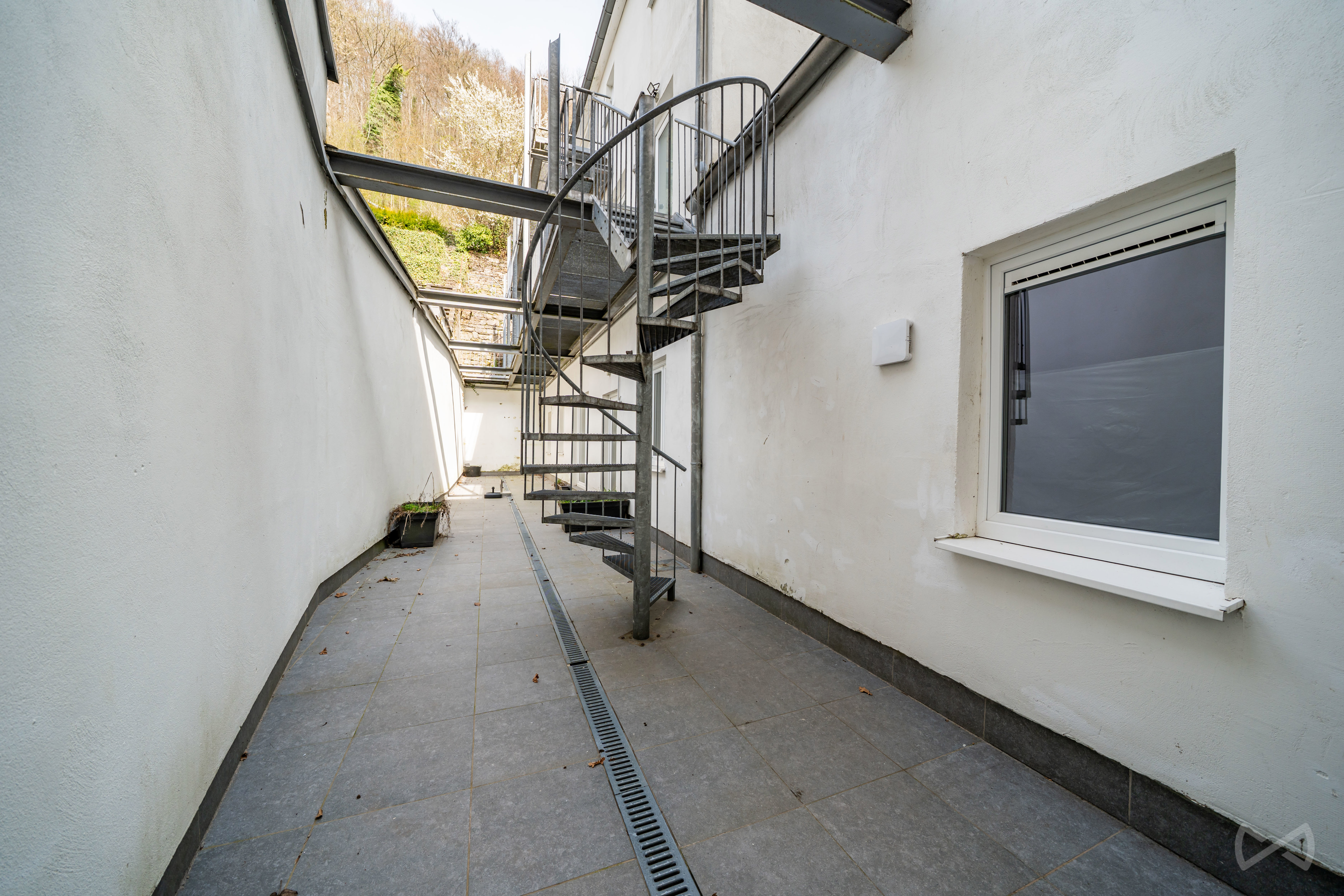 Picture 3 of 4 for Apartment block with ten bedrooms in Malmedy