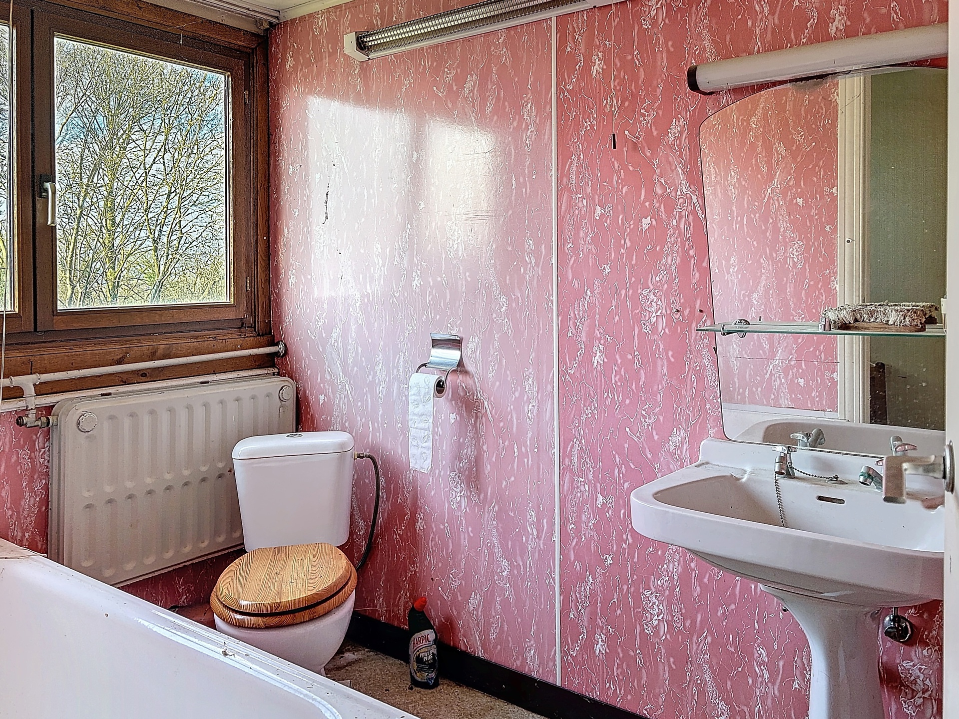 Photo 3 sur 4 pour Villa de trois chambres à La Louvière Haine-Saint-Paul