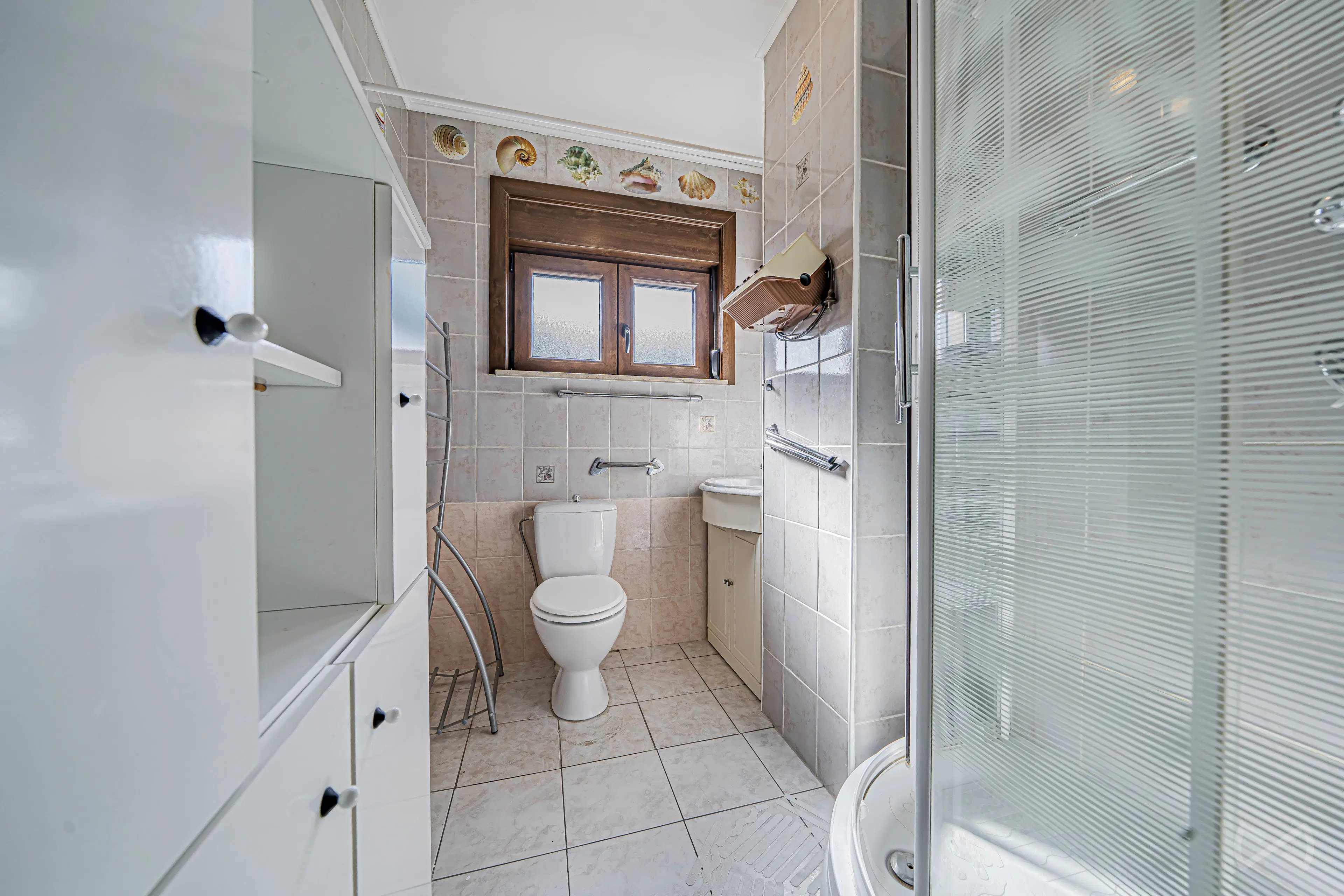 Picture 2 of 4 for Villa with three bedrooms in Morlanwelz