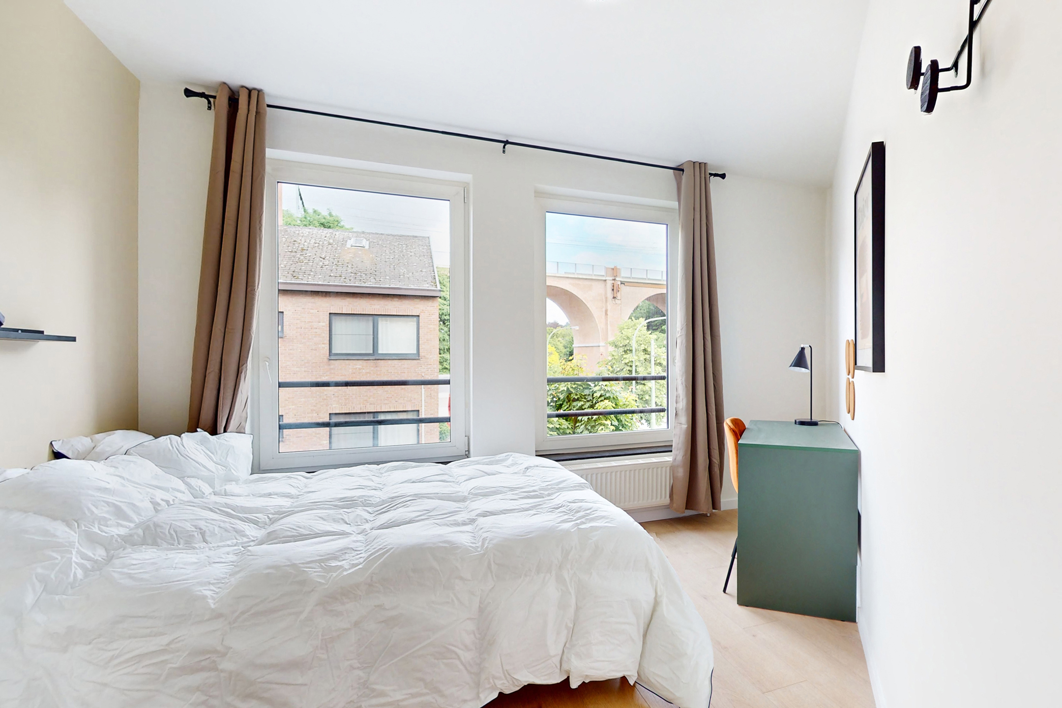 Picture 3 of 4 for Flat with five bedrooms in Uccle