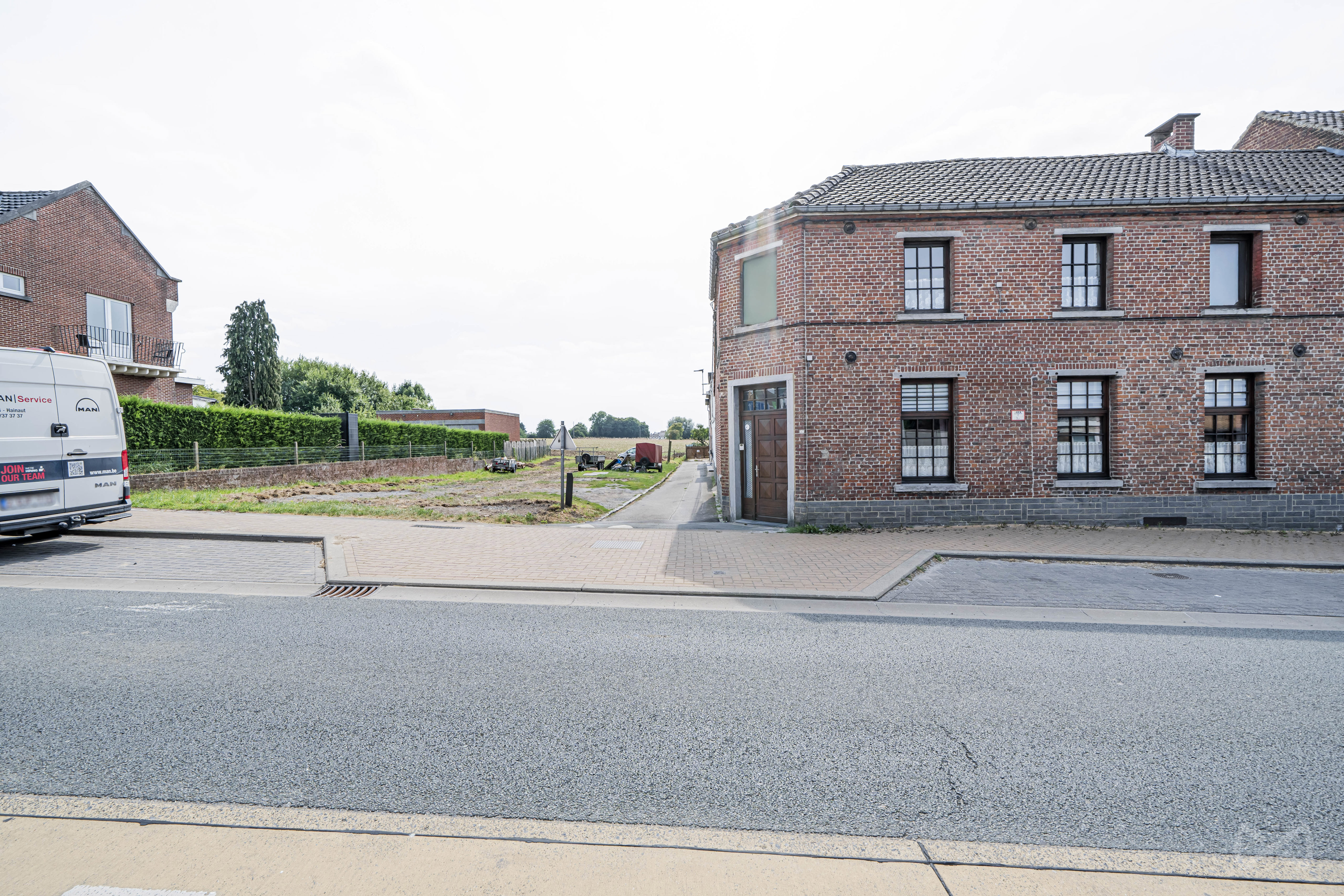 Picture 1 of 4 for House with three bedrooms in La Louvière Houdeng-Aimeries