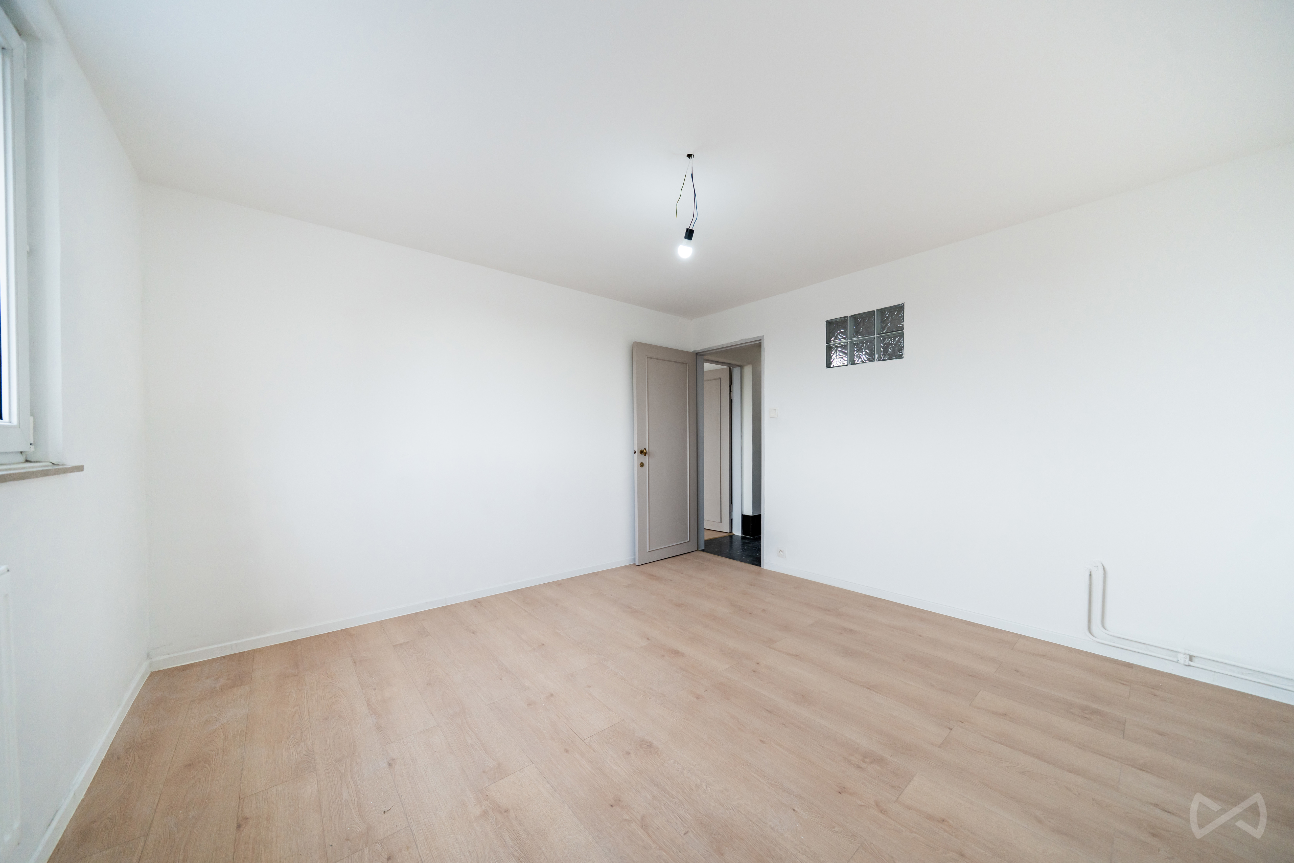 Picture 1 of 4 for Flat with two bedrooms in Mont-sur-marchienne