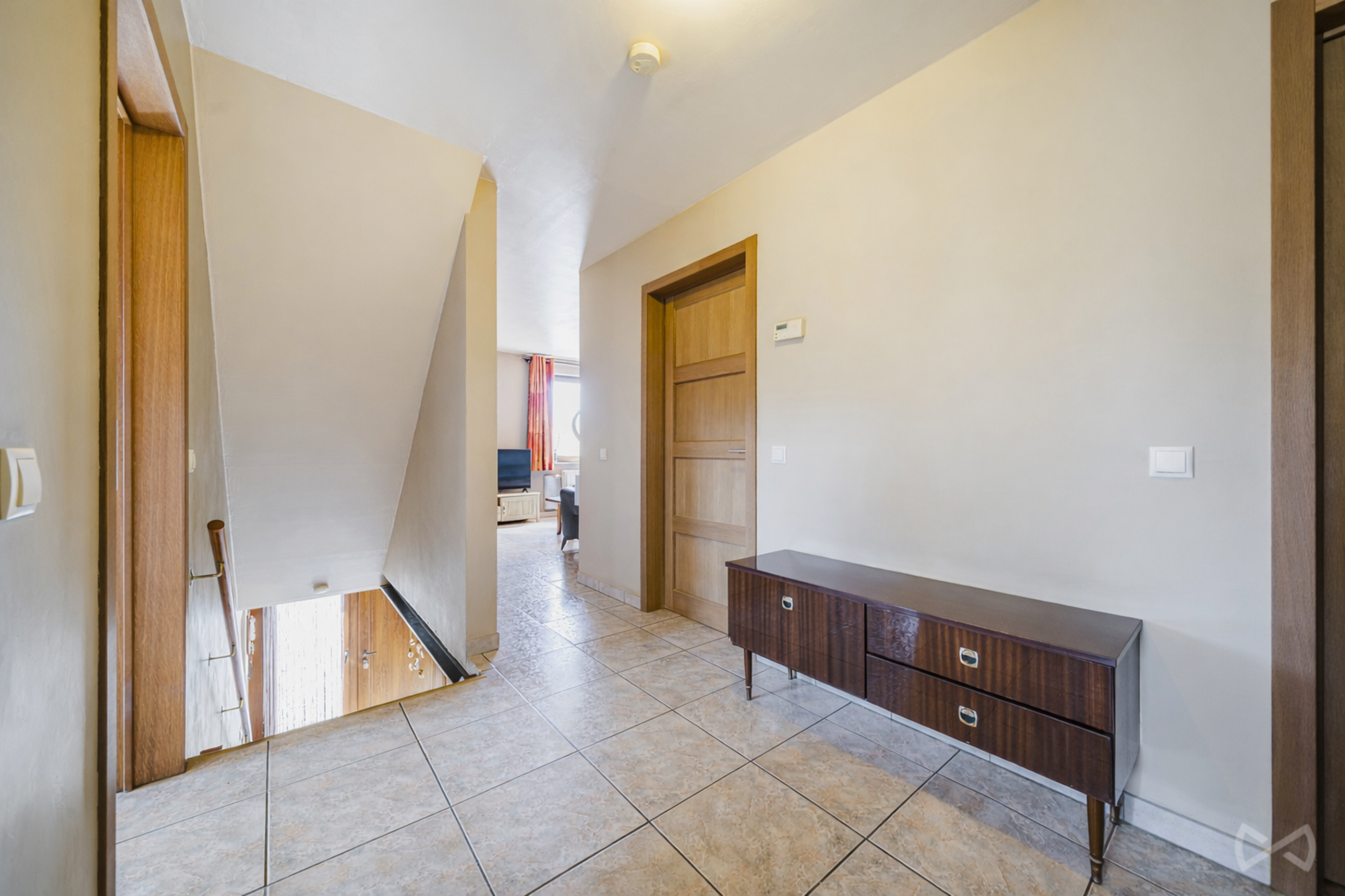 Photo 3 sur 4 pour Bel-étage de deux chambres à Yvoir Godinne