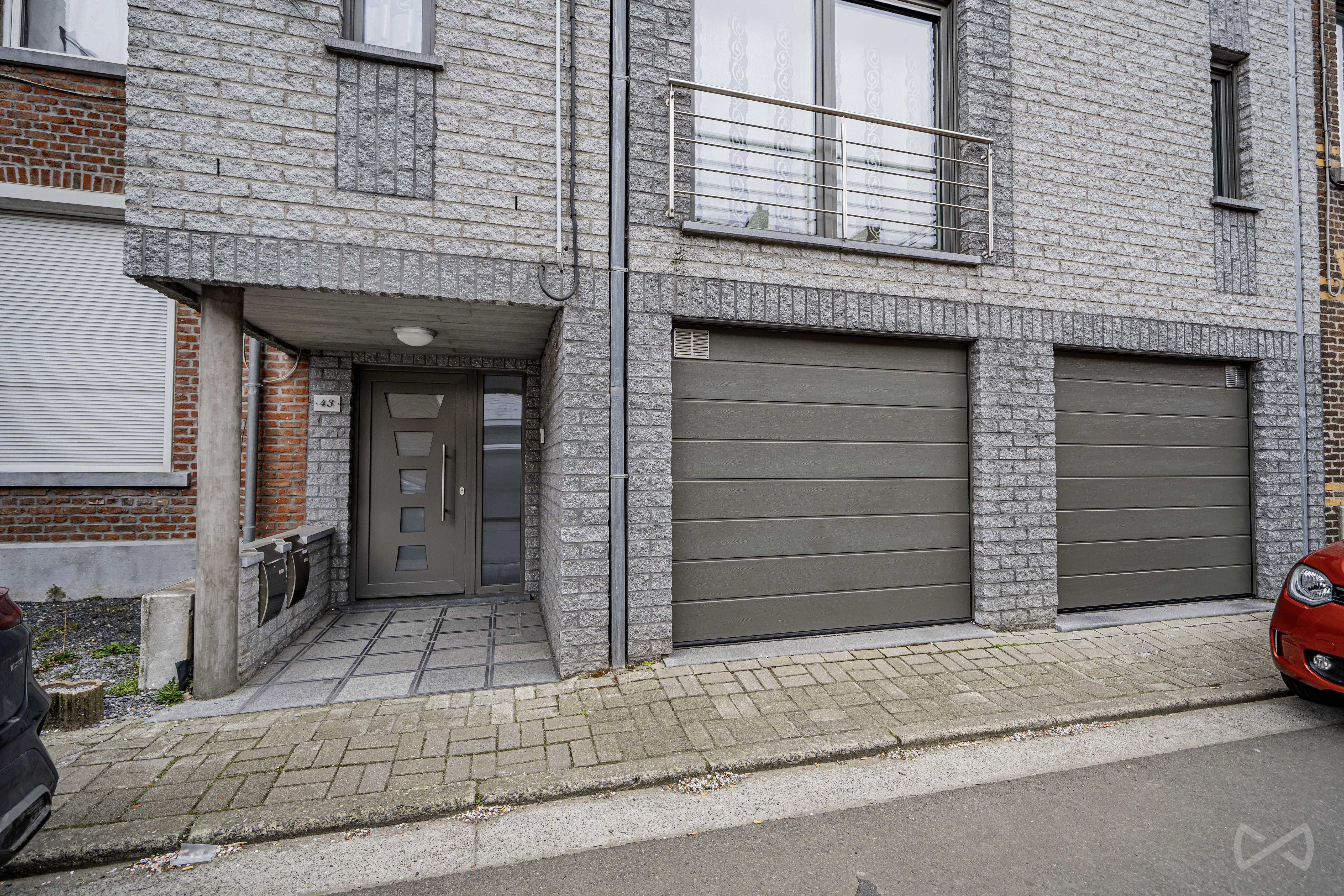 Photo 1 sur 4 pour Duplex de trois chambres à La Louvière Haine-Saint-Pierre