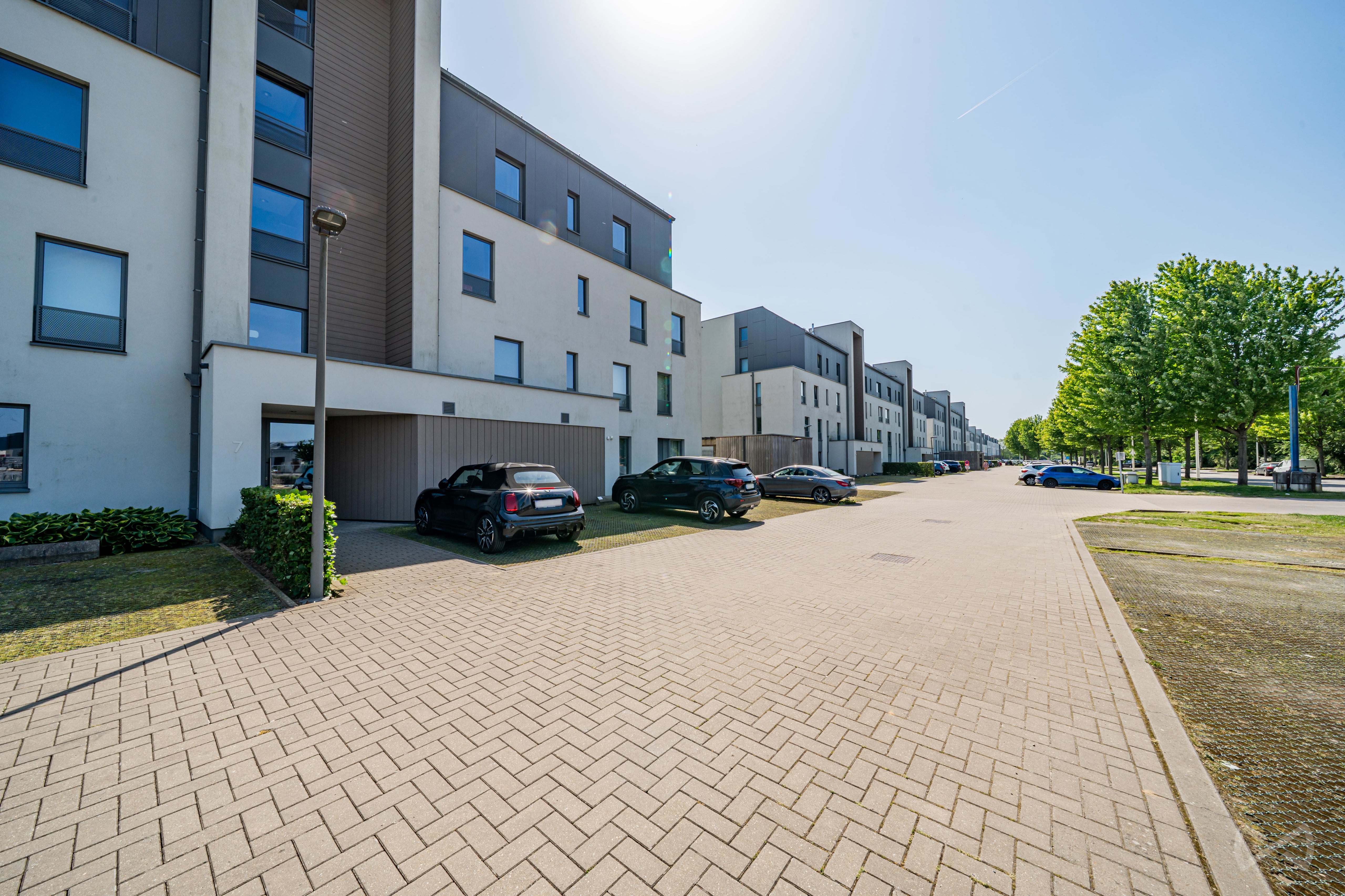 Picture 2 of 3 for Flat with one bedroom in Mons