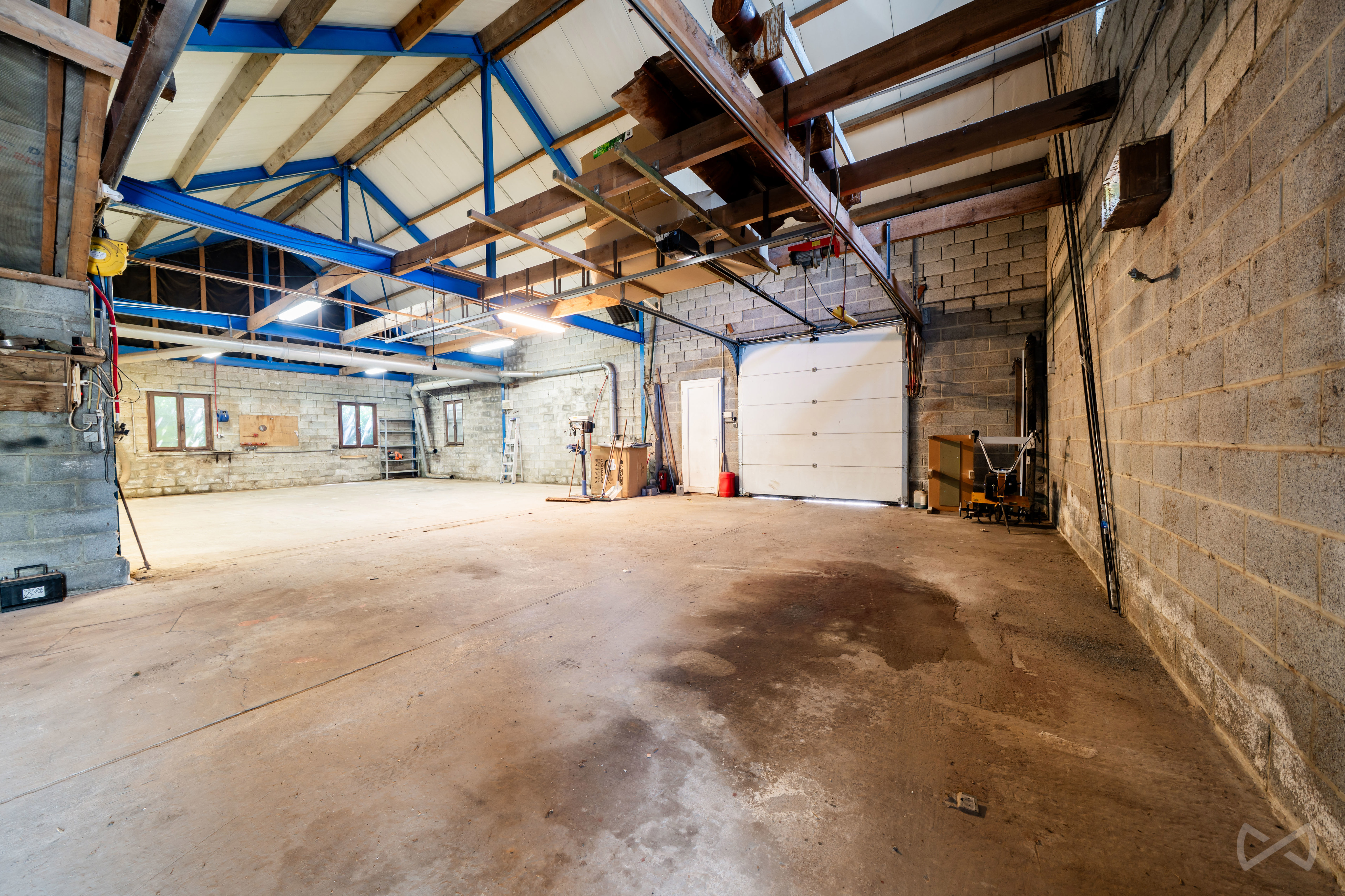 Picture 1 of 4 for Warehouse in Modave