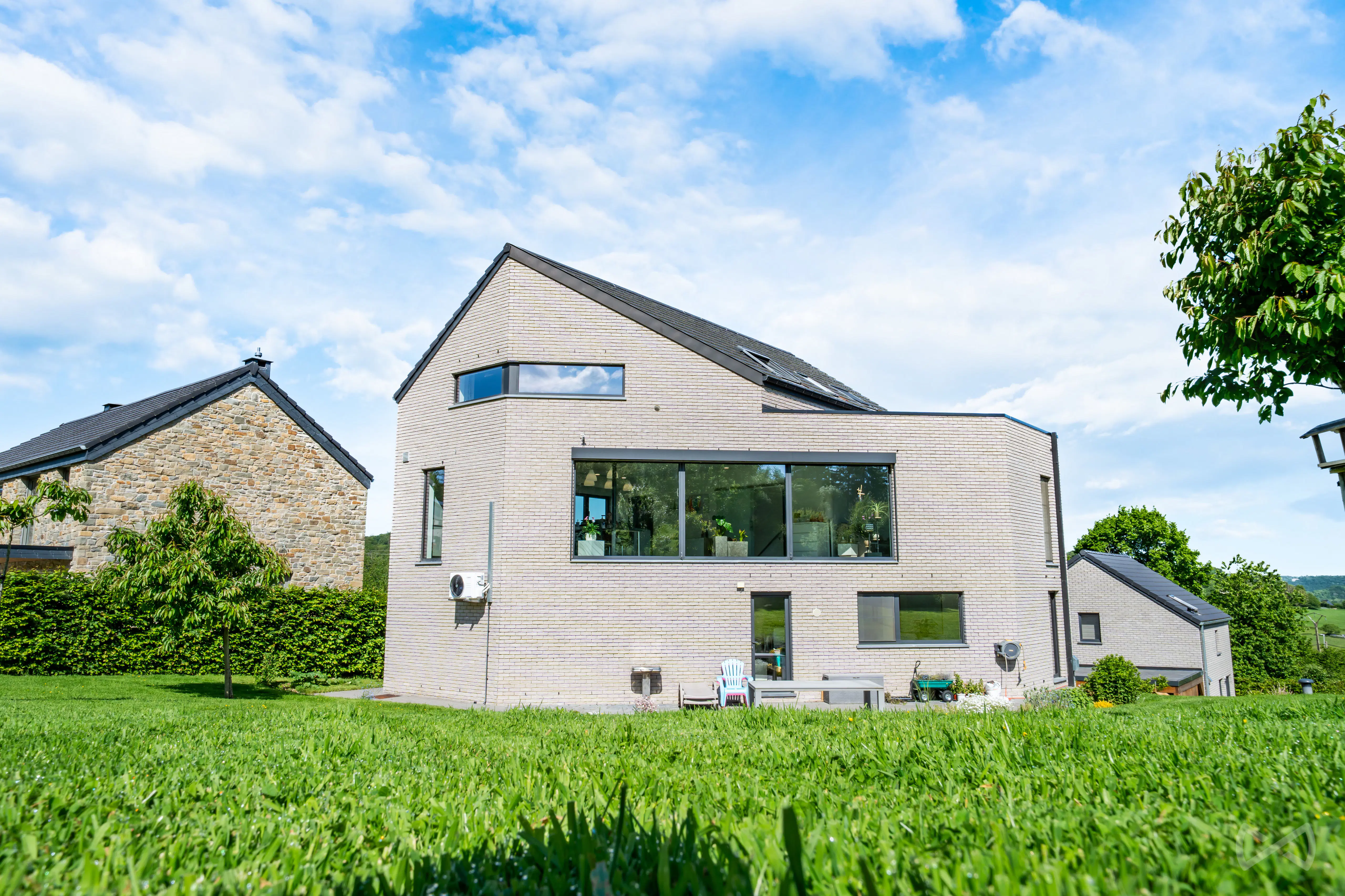 Picture 3 of 4 for Villa with six bedrooms in Trooz