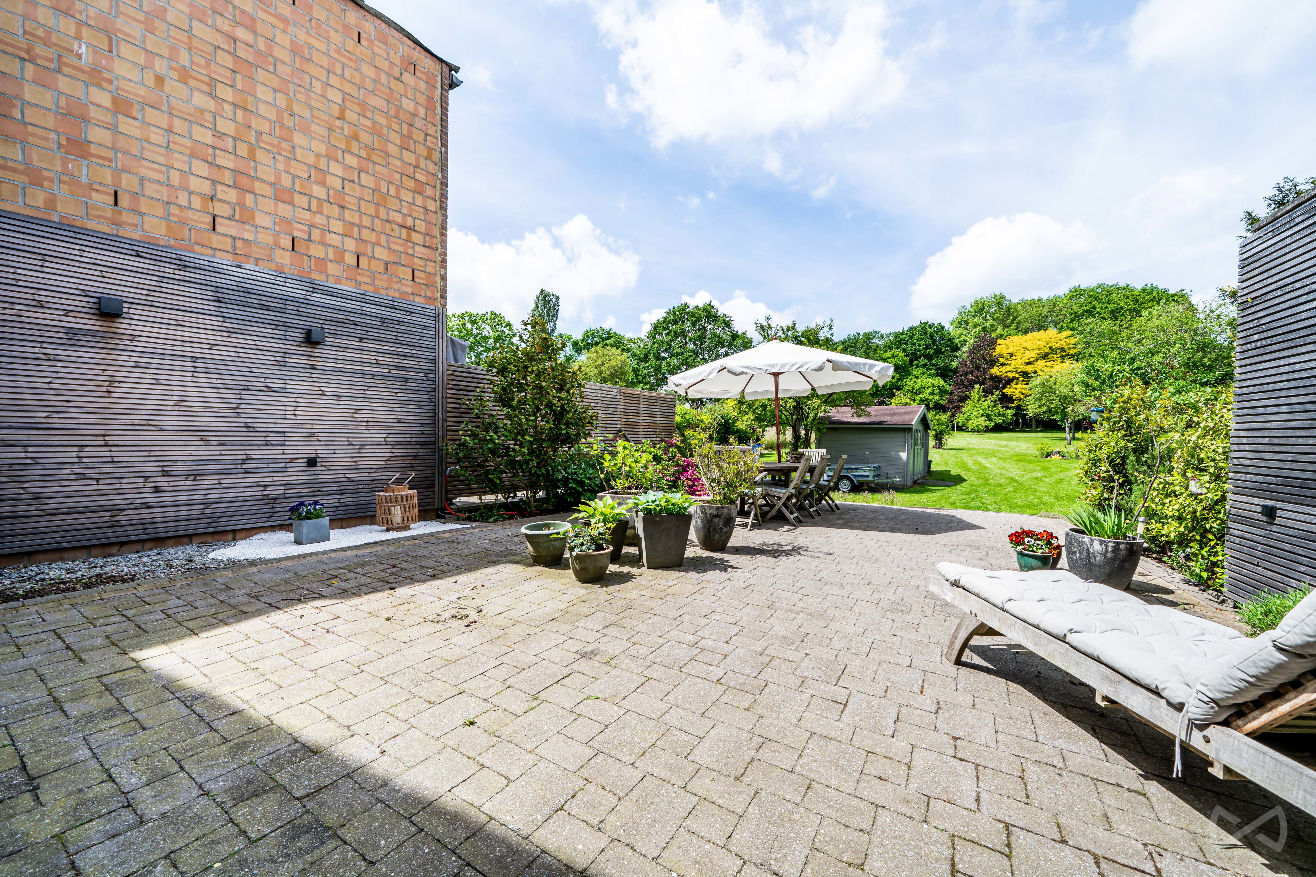 Picture 2 of 4 for House with five bedrooms in Mont-sur-marchienne