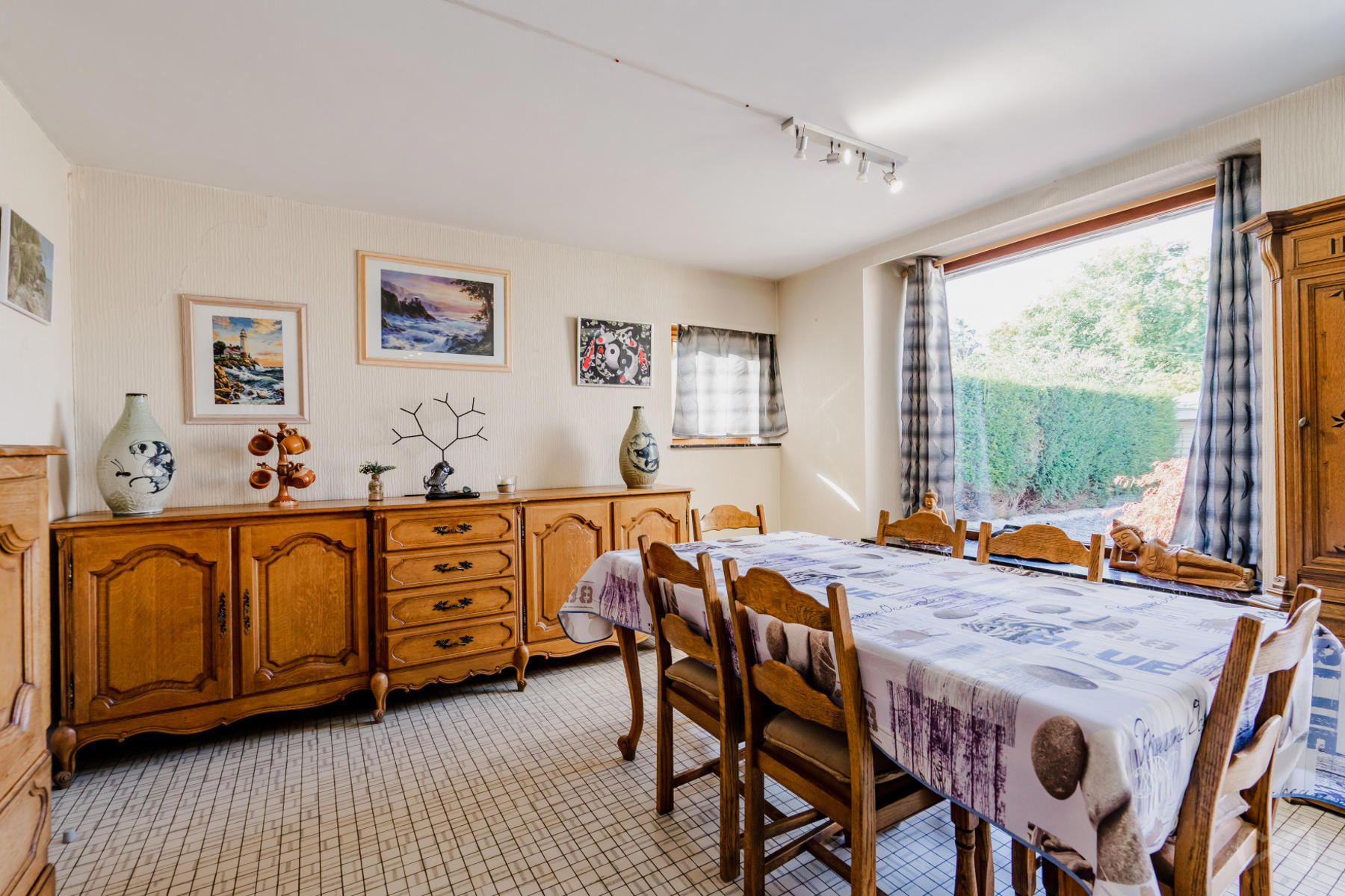 Photo 4 sur 4 pour Maison de quatre chambres à Couillet