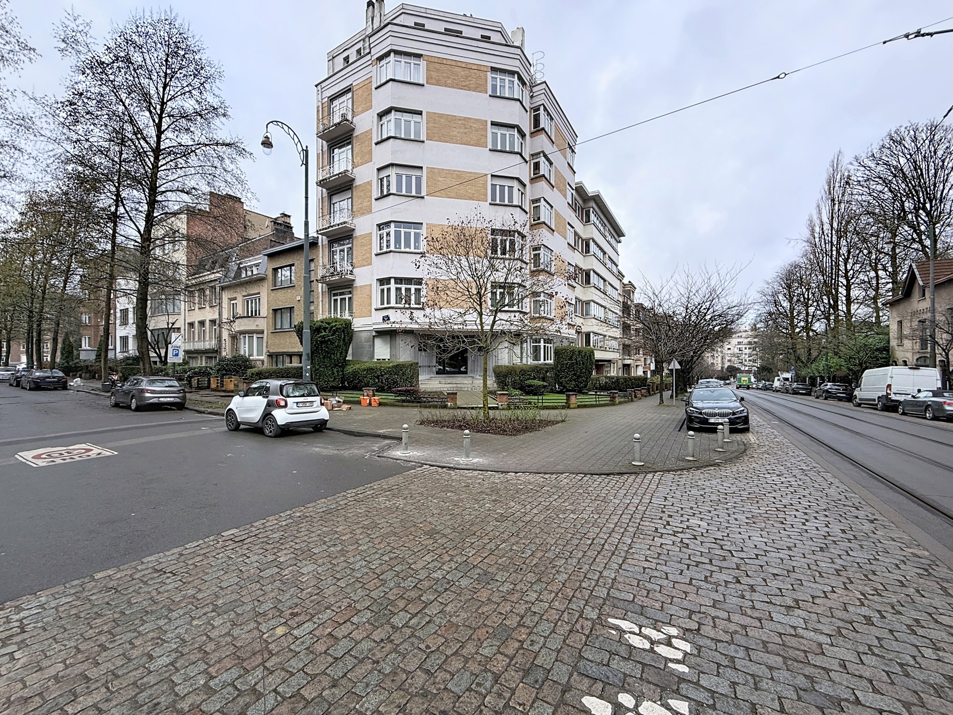 Foto 1 van 1 van Gelijkvloerse verdieping met één slaapkamer in Ixelles