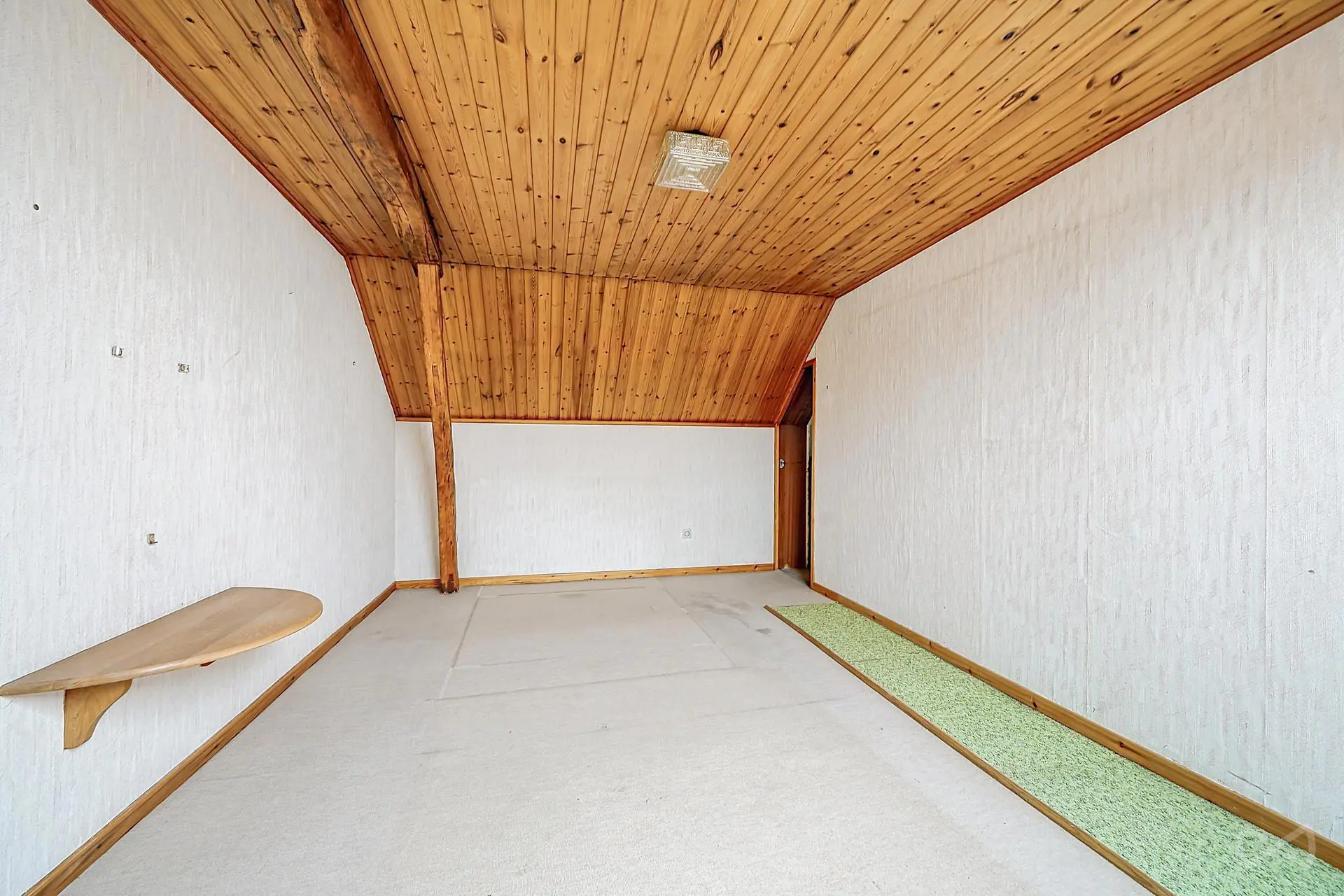 Photo 2 sur 4 pour Maison de cinq chambres à Peissant