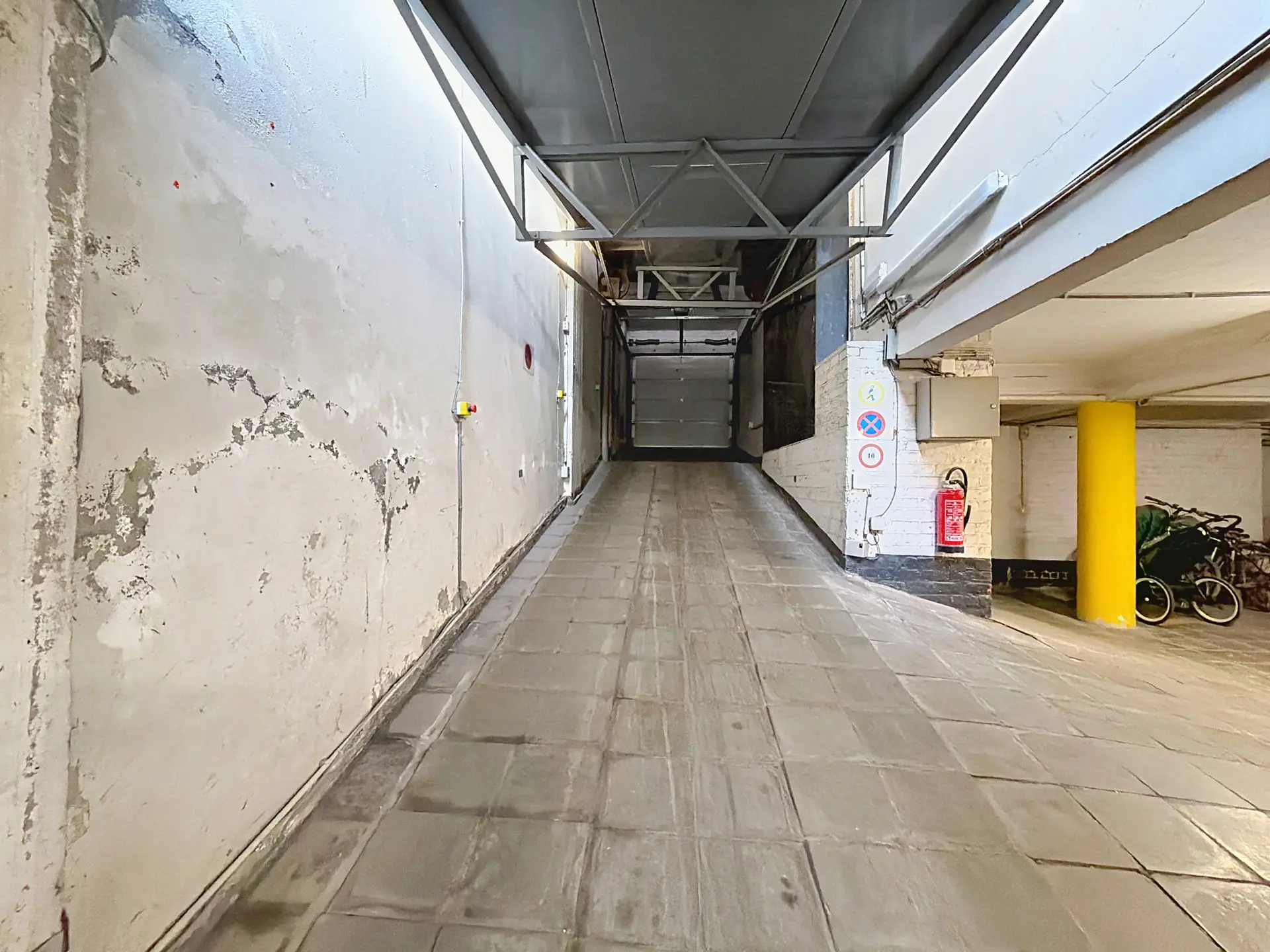 Picture 4 of 4 for Indoor parking in Uccle
