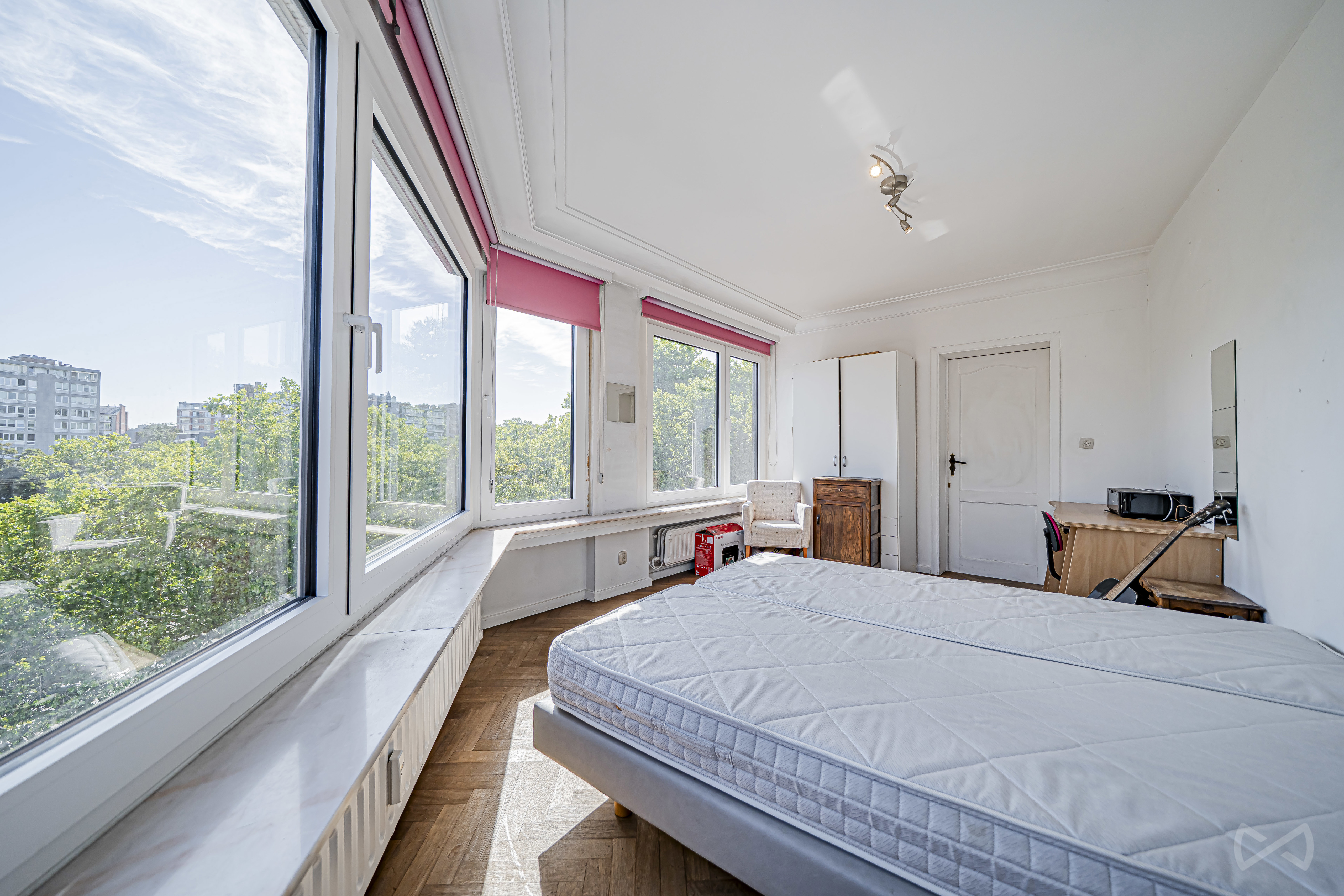 Picture 1 of 4 for Flat with six bedrooms in Liège