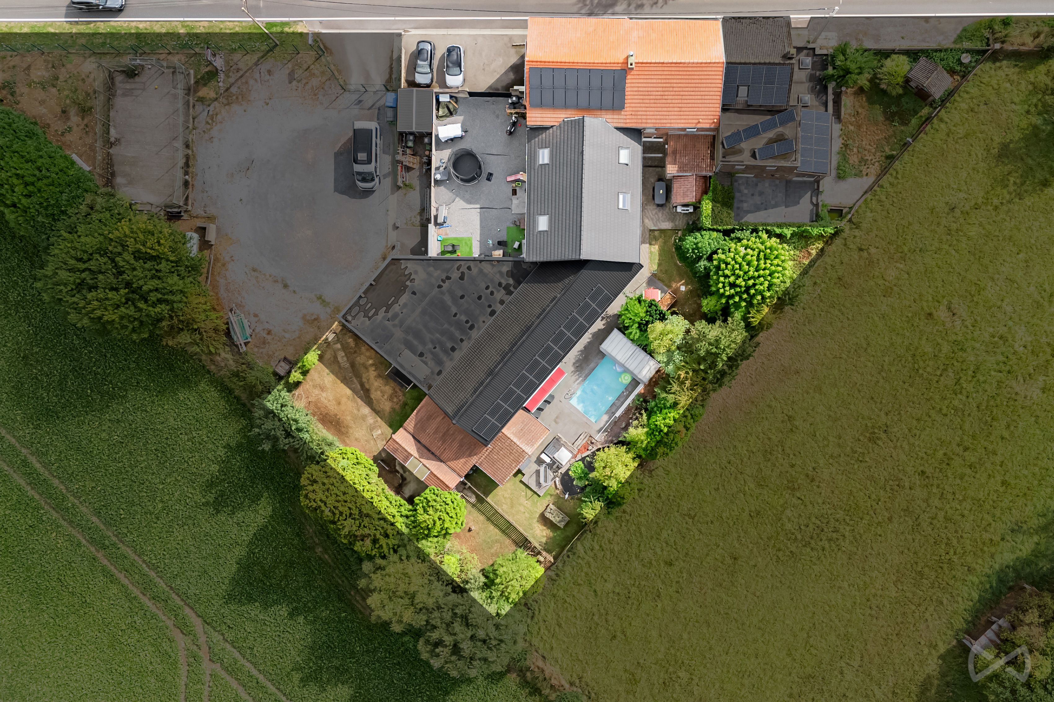 Picture 3 of 4 for House with eight bedrooms in Waremme