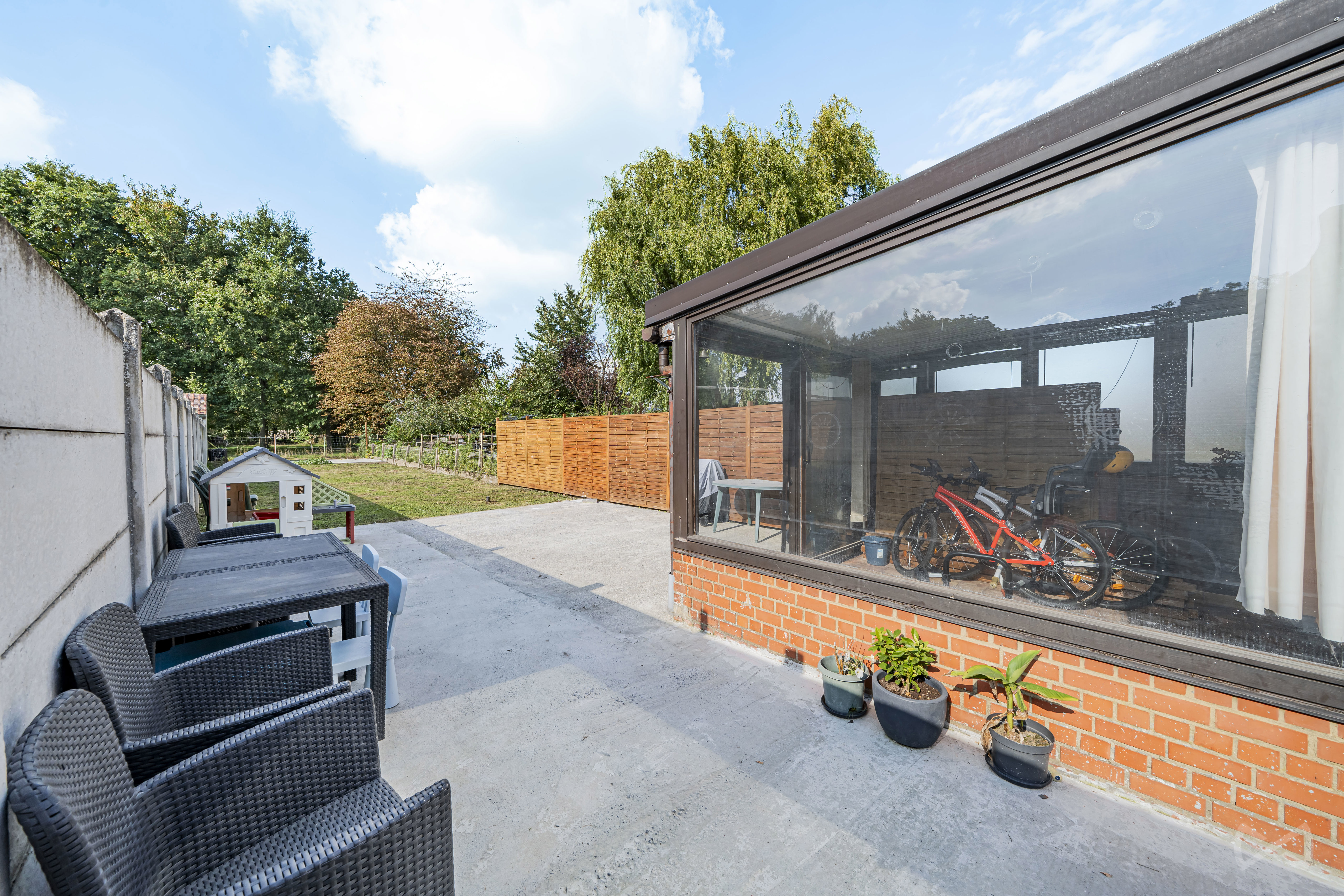 Picture 1 of 4 for House with two bedrooms in Ecaussinnes